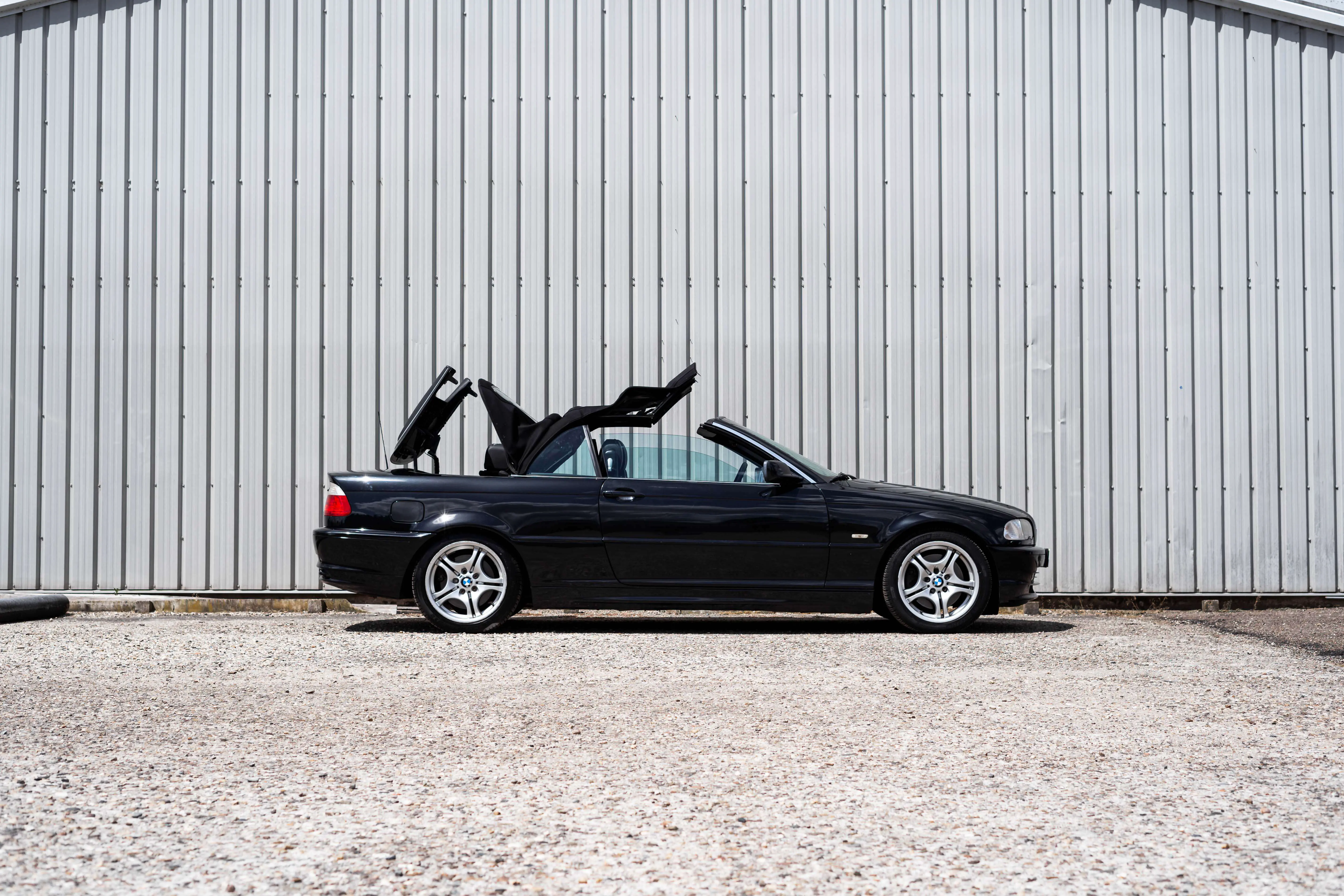 BMW E46 330Ci - Zwart