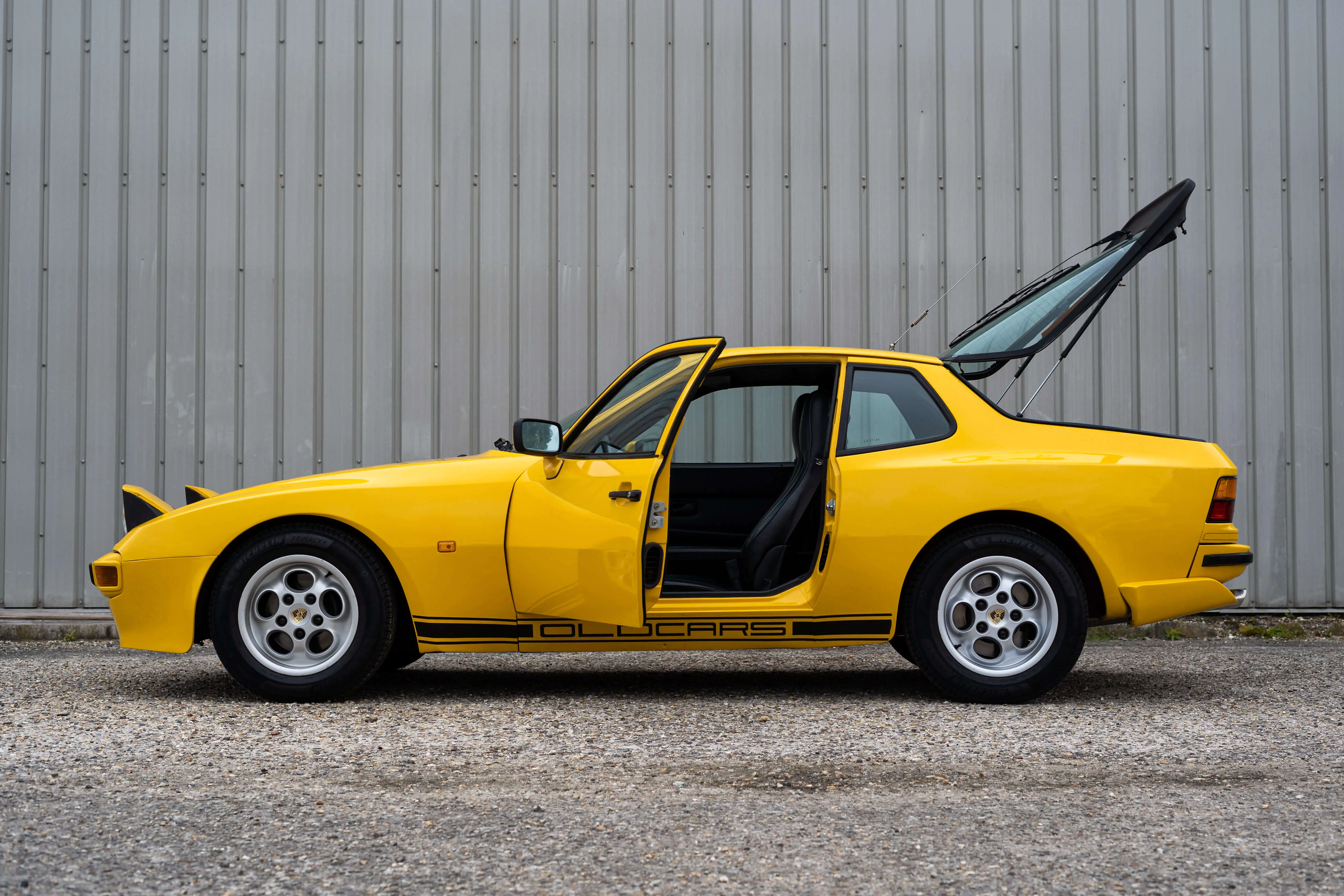 Porsche 944 - 2.5L