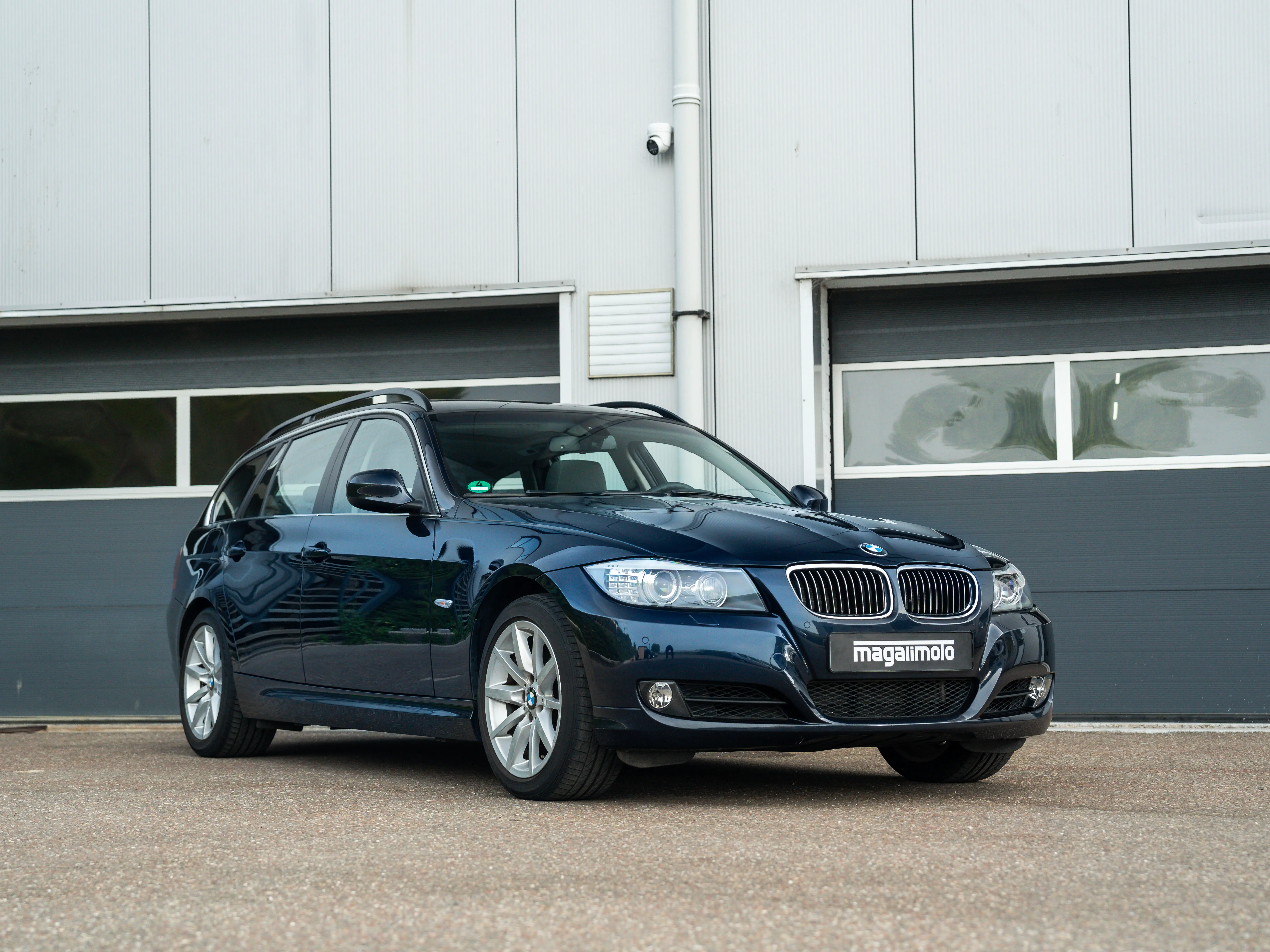 BMW 330i LCI Touring 2010