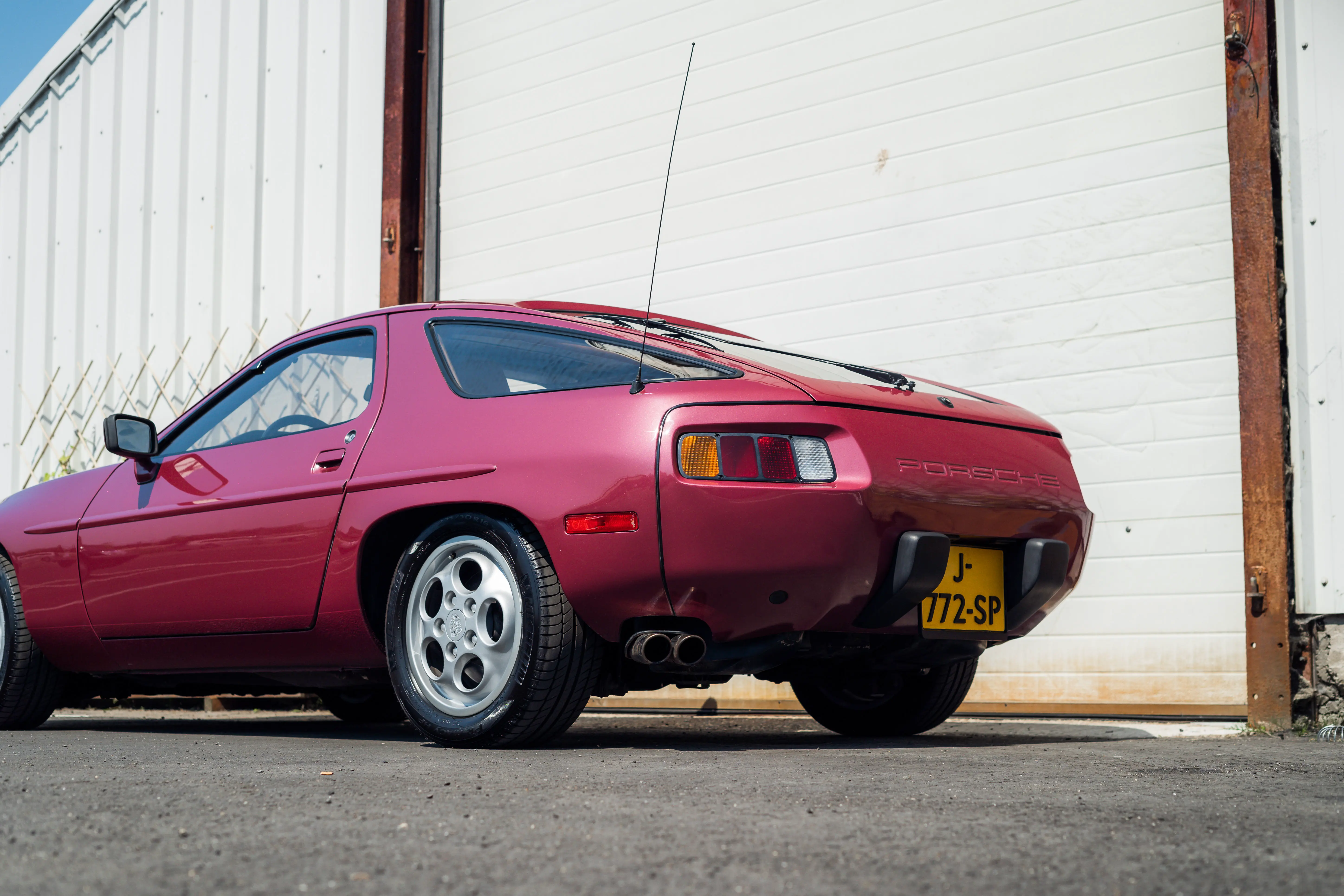 Porsche 928 S Winerot