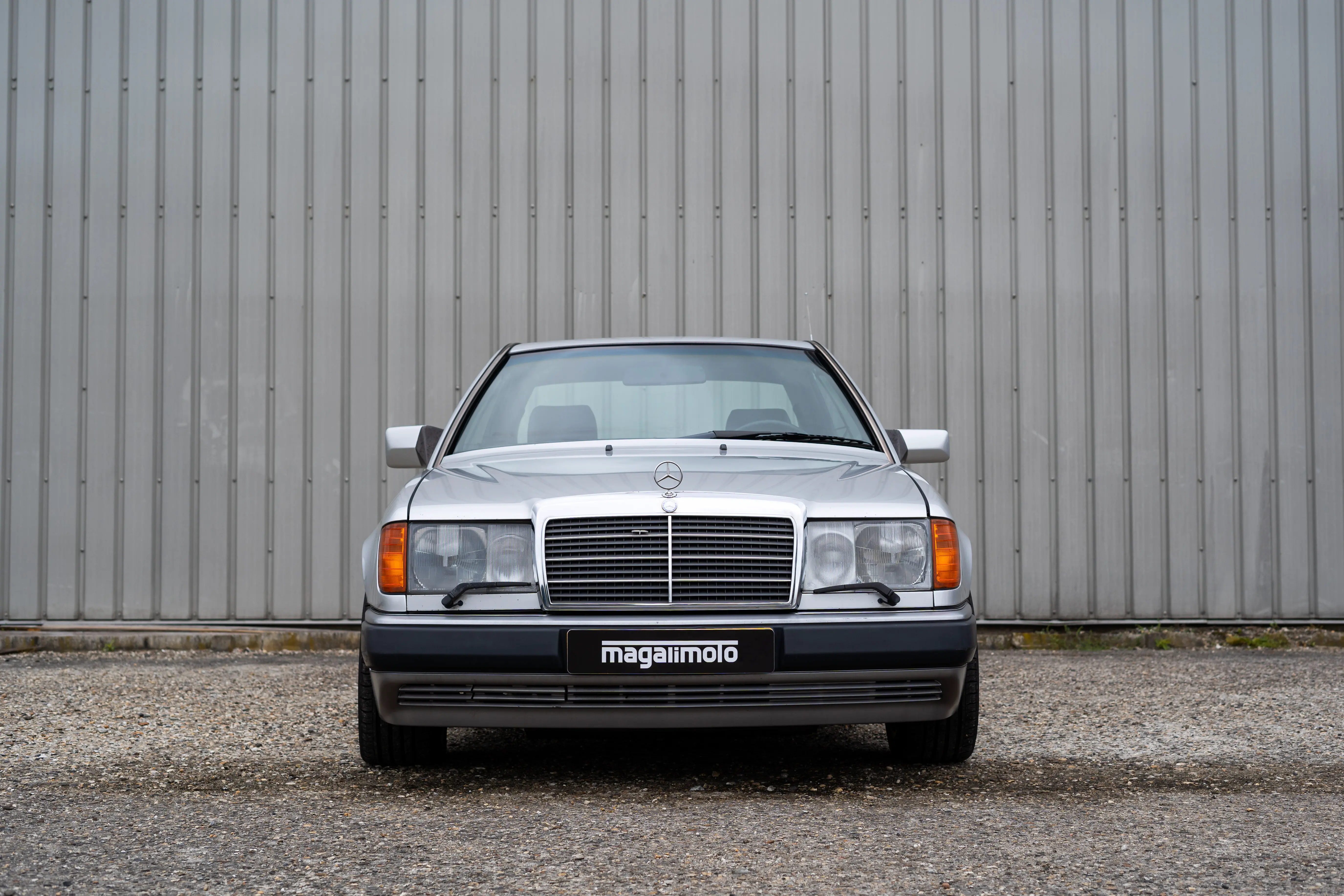 Mercedes Benz W124 - 320CE - 1992