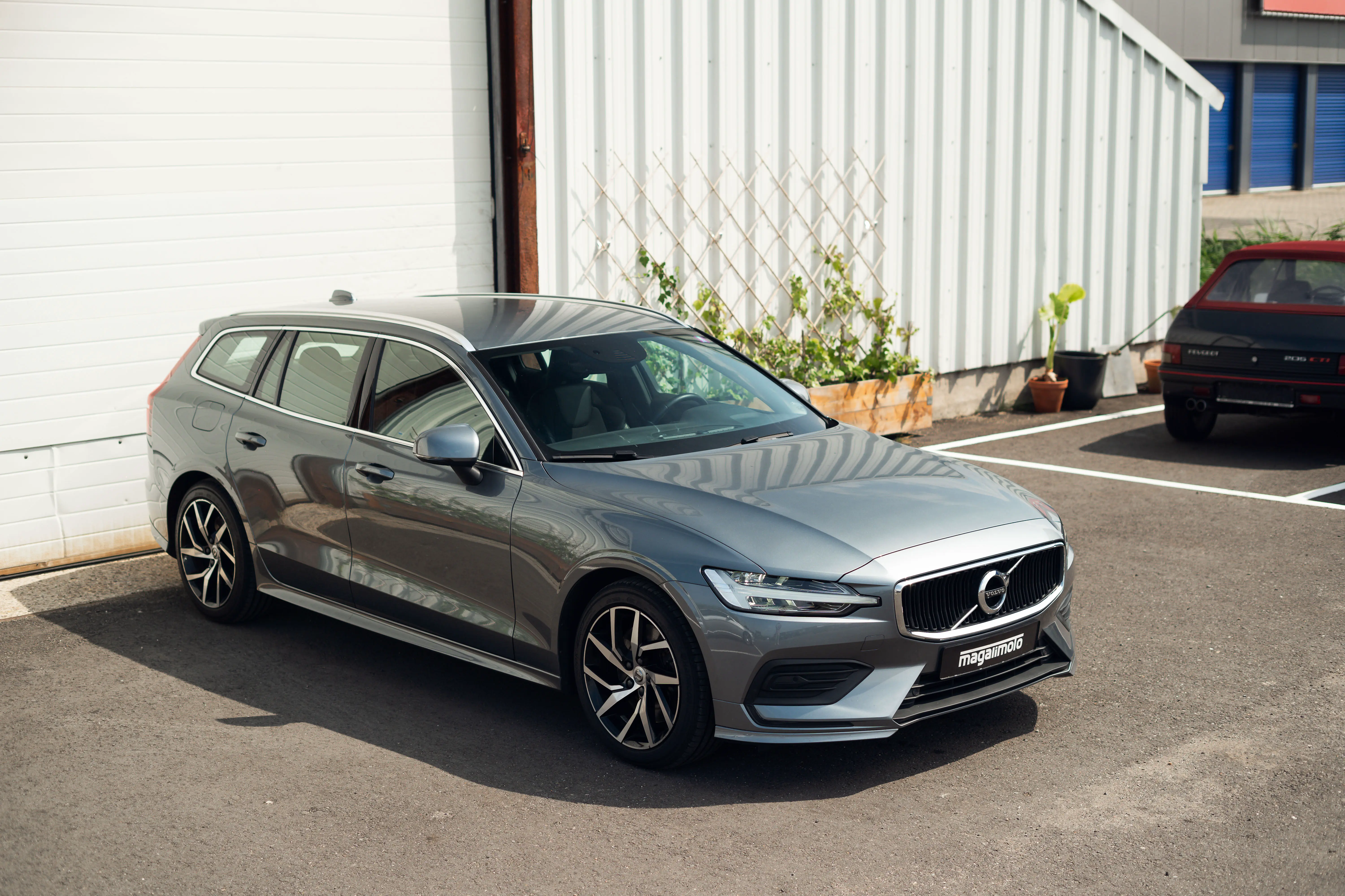 Volvo V60 T5 - Momentum