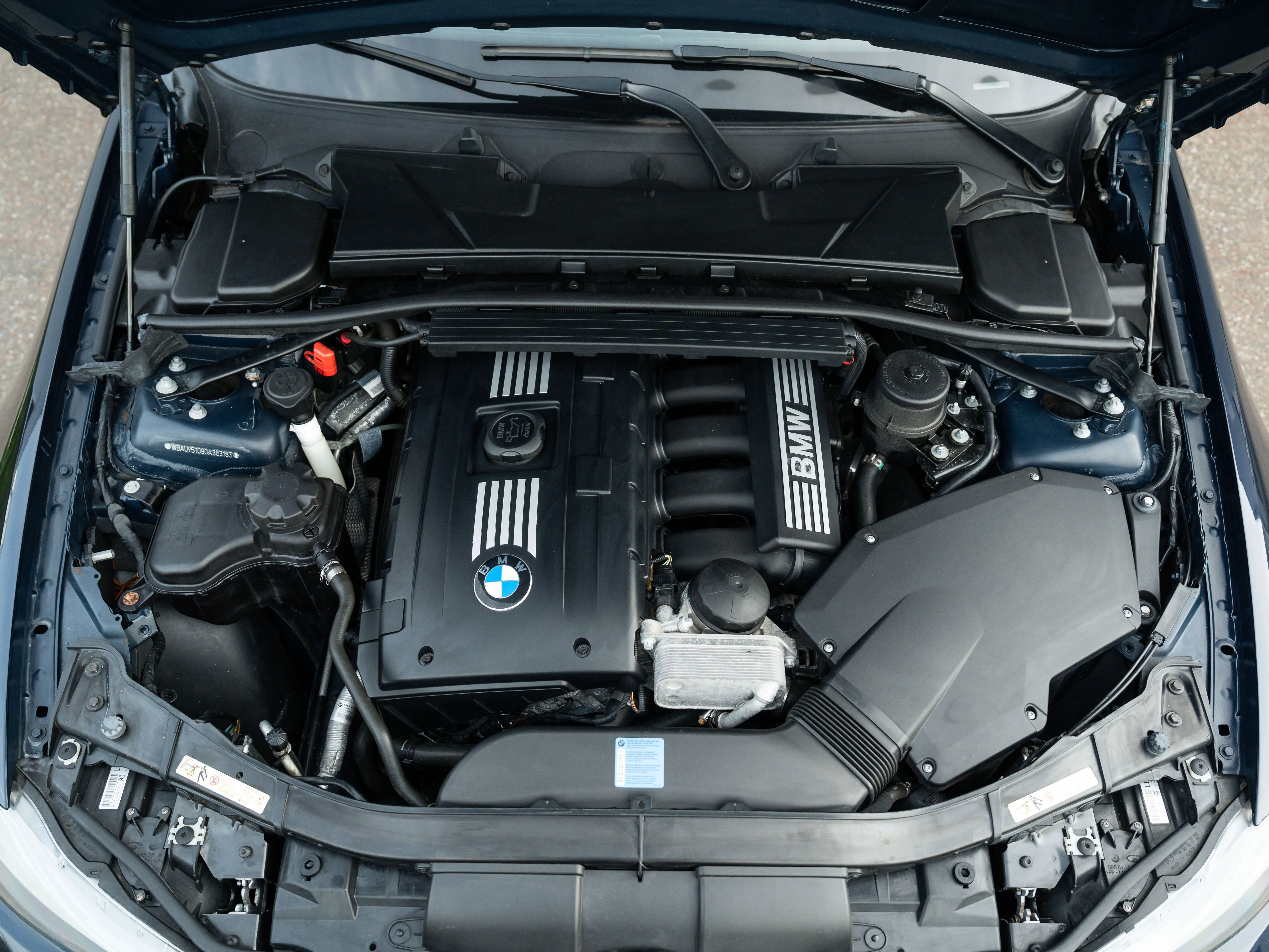 BMW 330i LCI Touring 2010