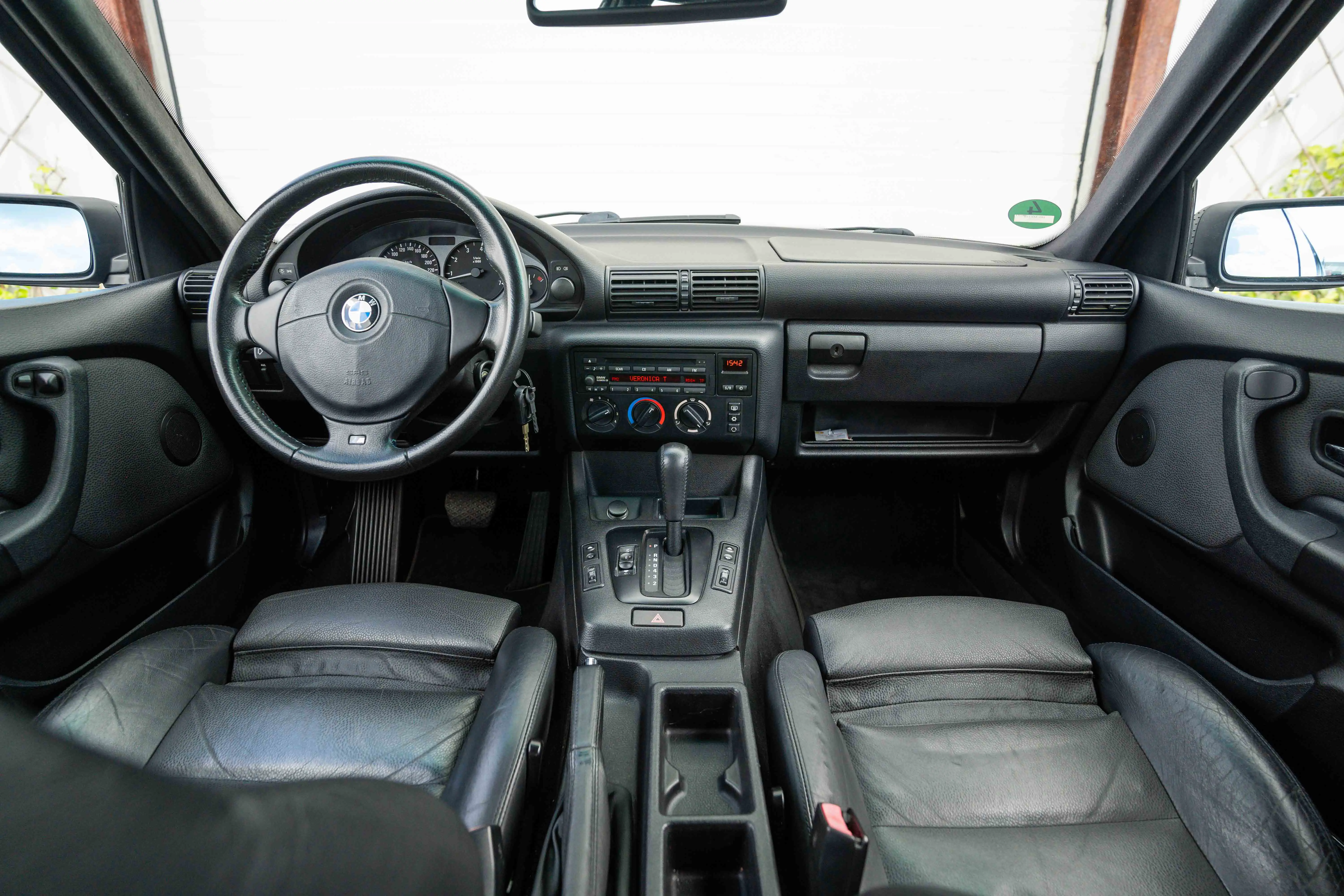 BMW E36 323ti Compact