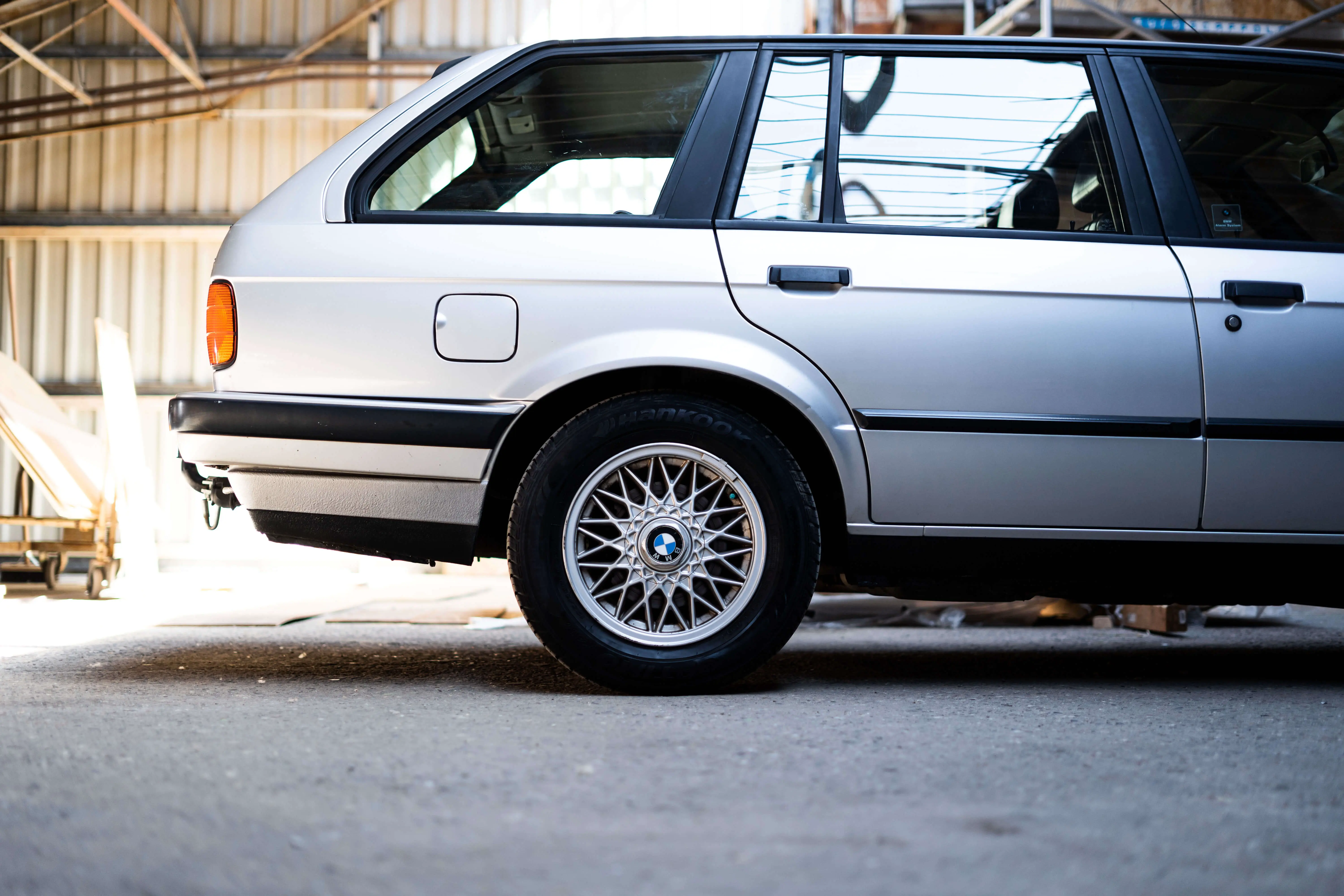 BMW E30 318i Touring