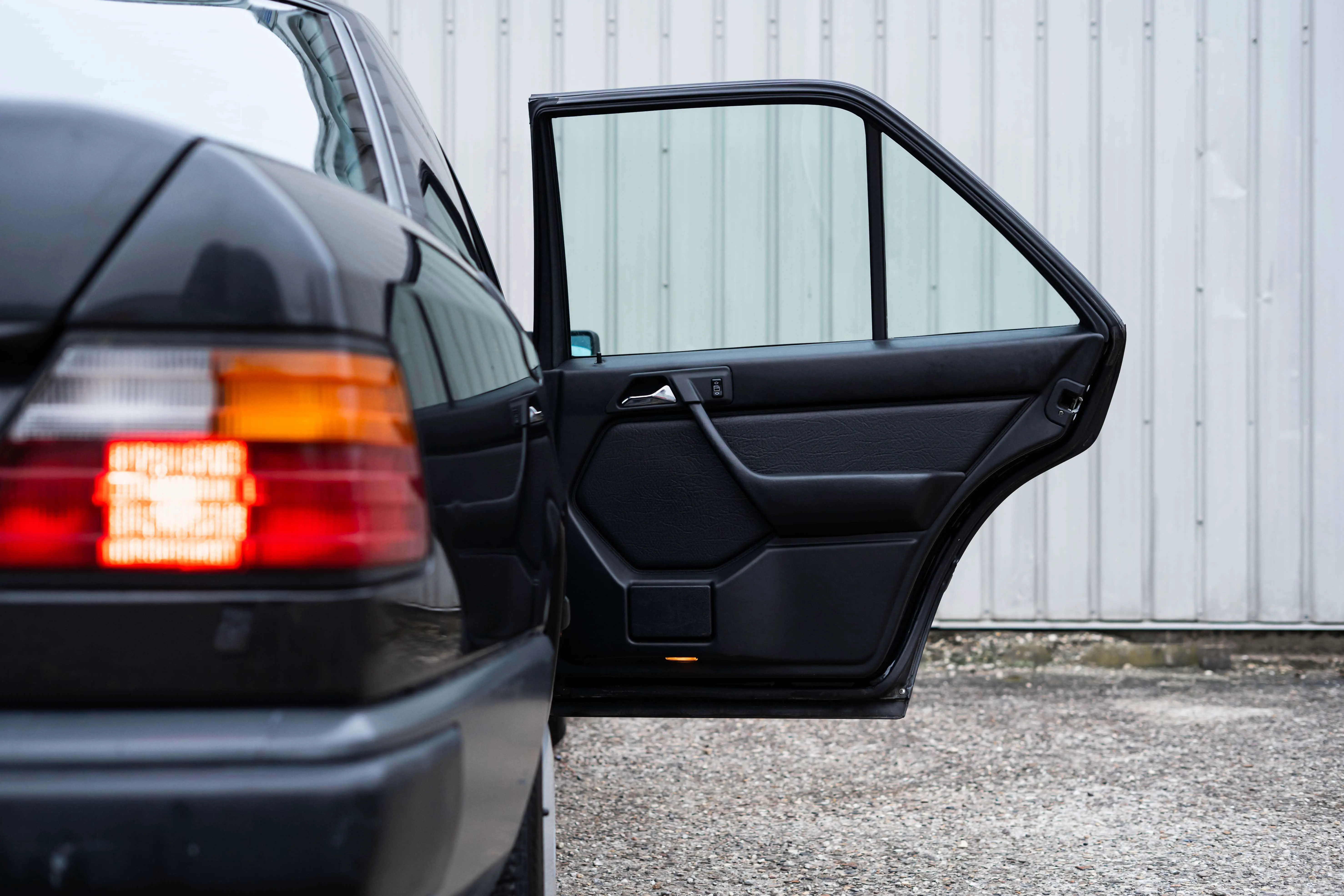 Mercedes W124 300E - 1989