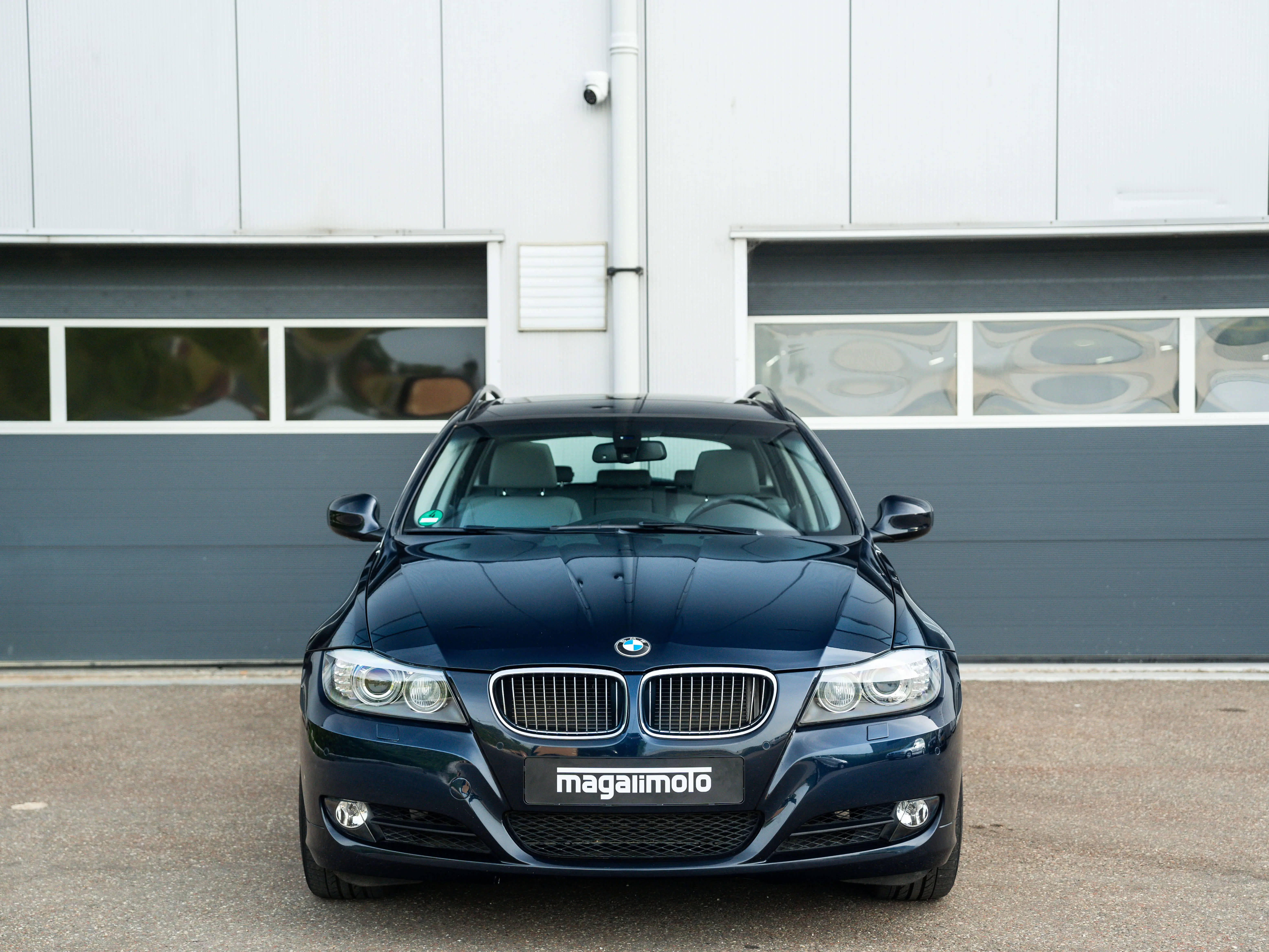 BMW 330i LCI Touring 2010