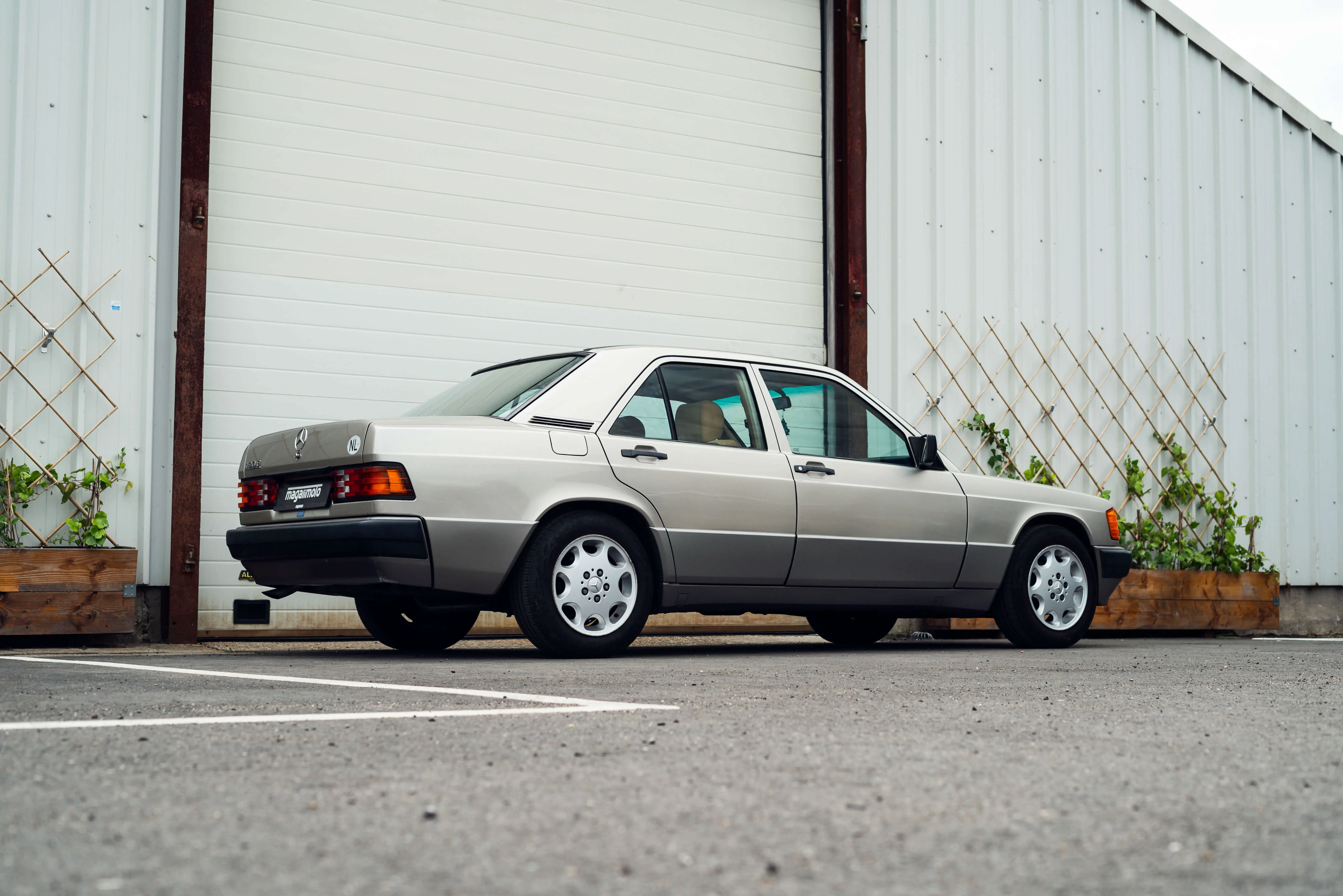 Mercedes Benz 190E - 2.0