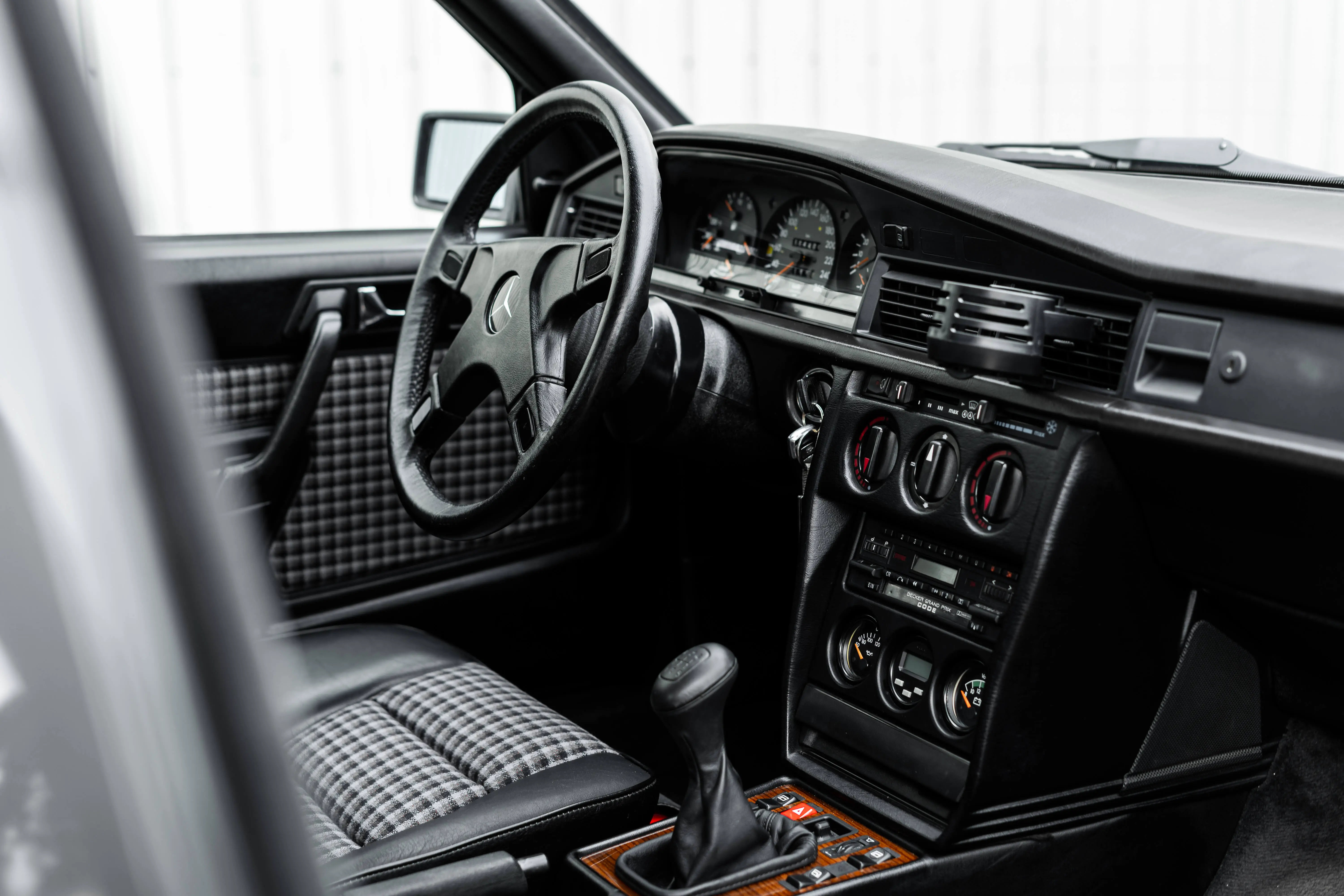 Mercedes Benz 190E 2.3 16v 1987