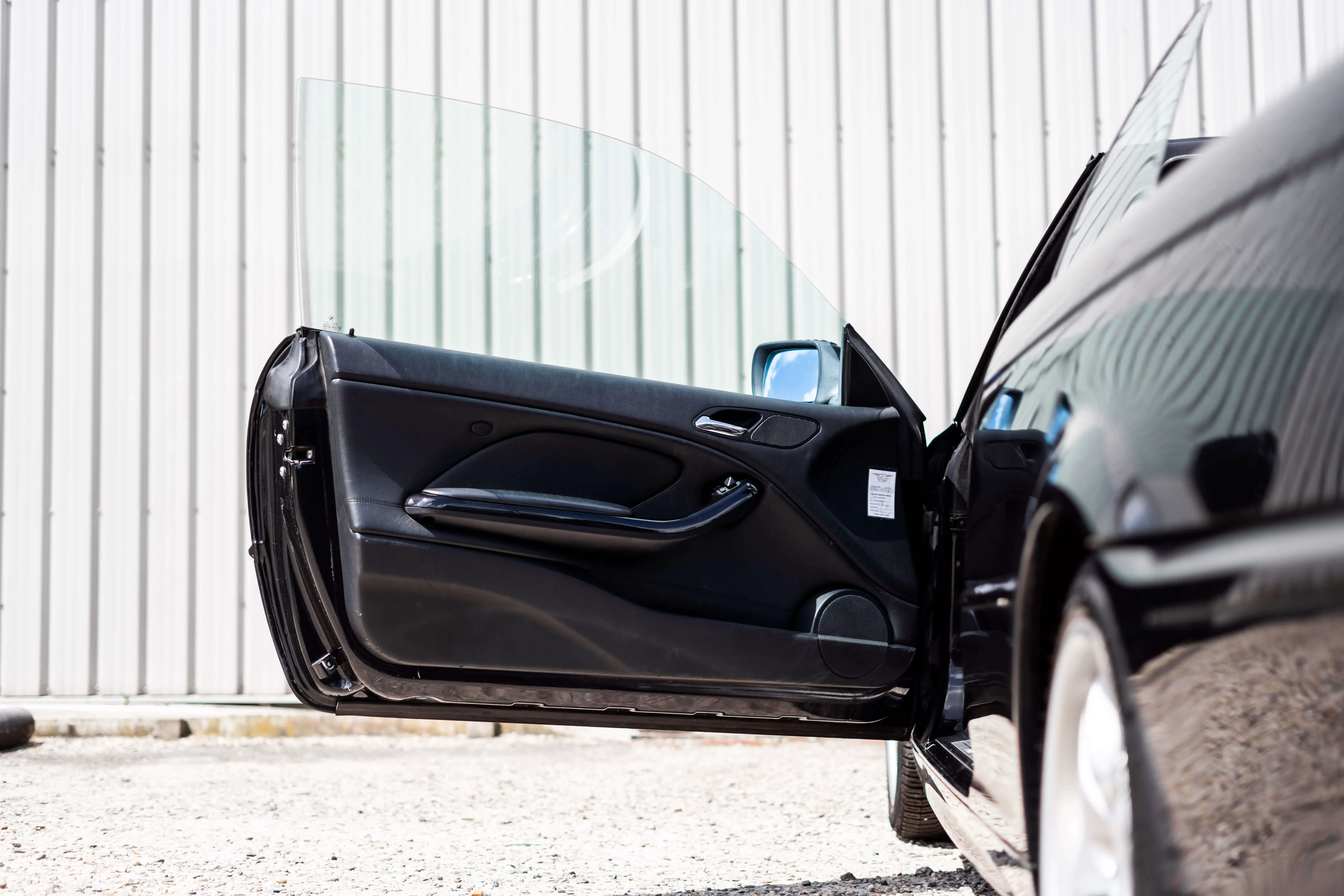 BMW E46 330Ci - Zwart