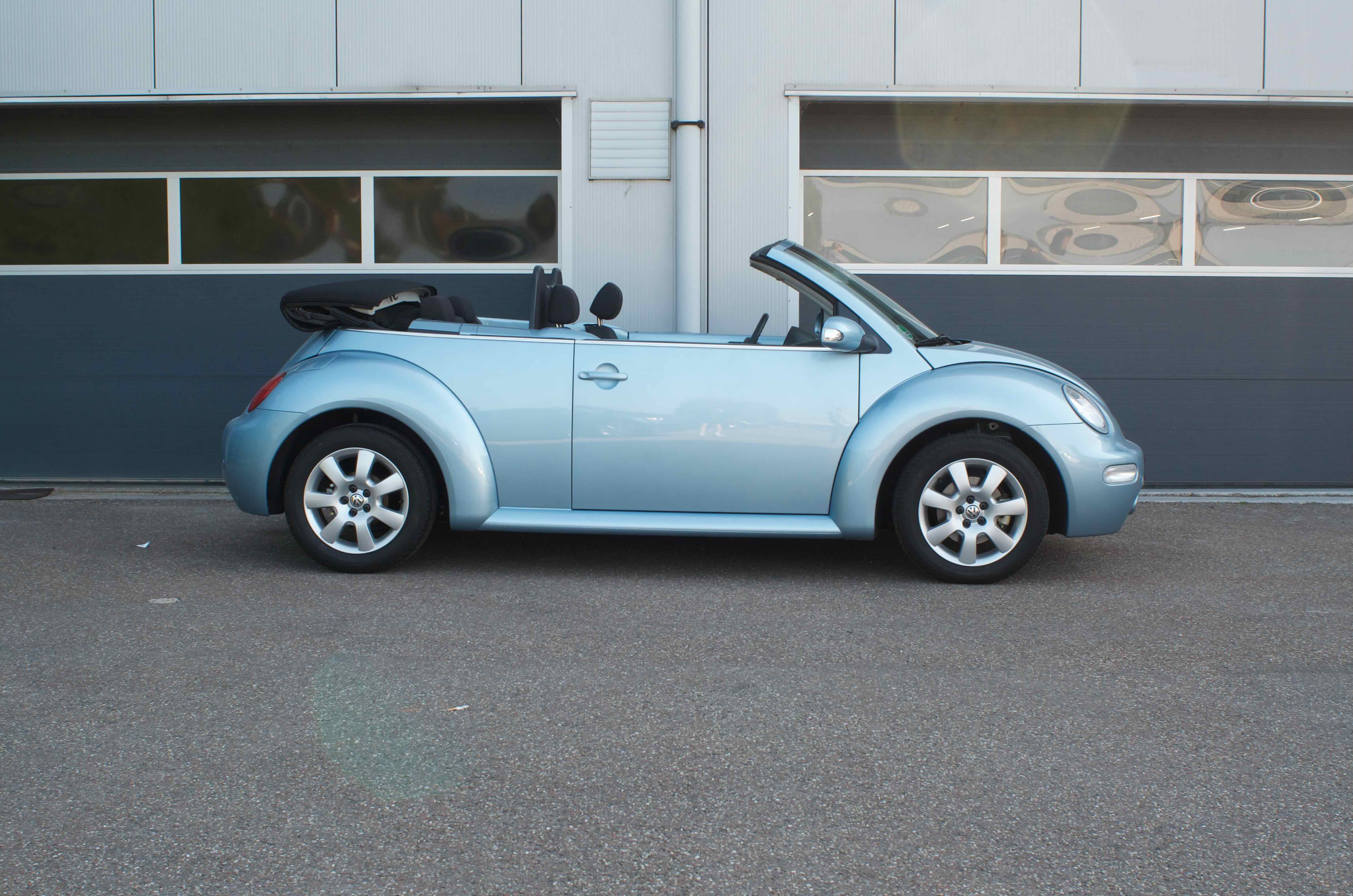 Volkswagen Beetle Cabrio 2.0 FSI - 2004