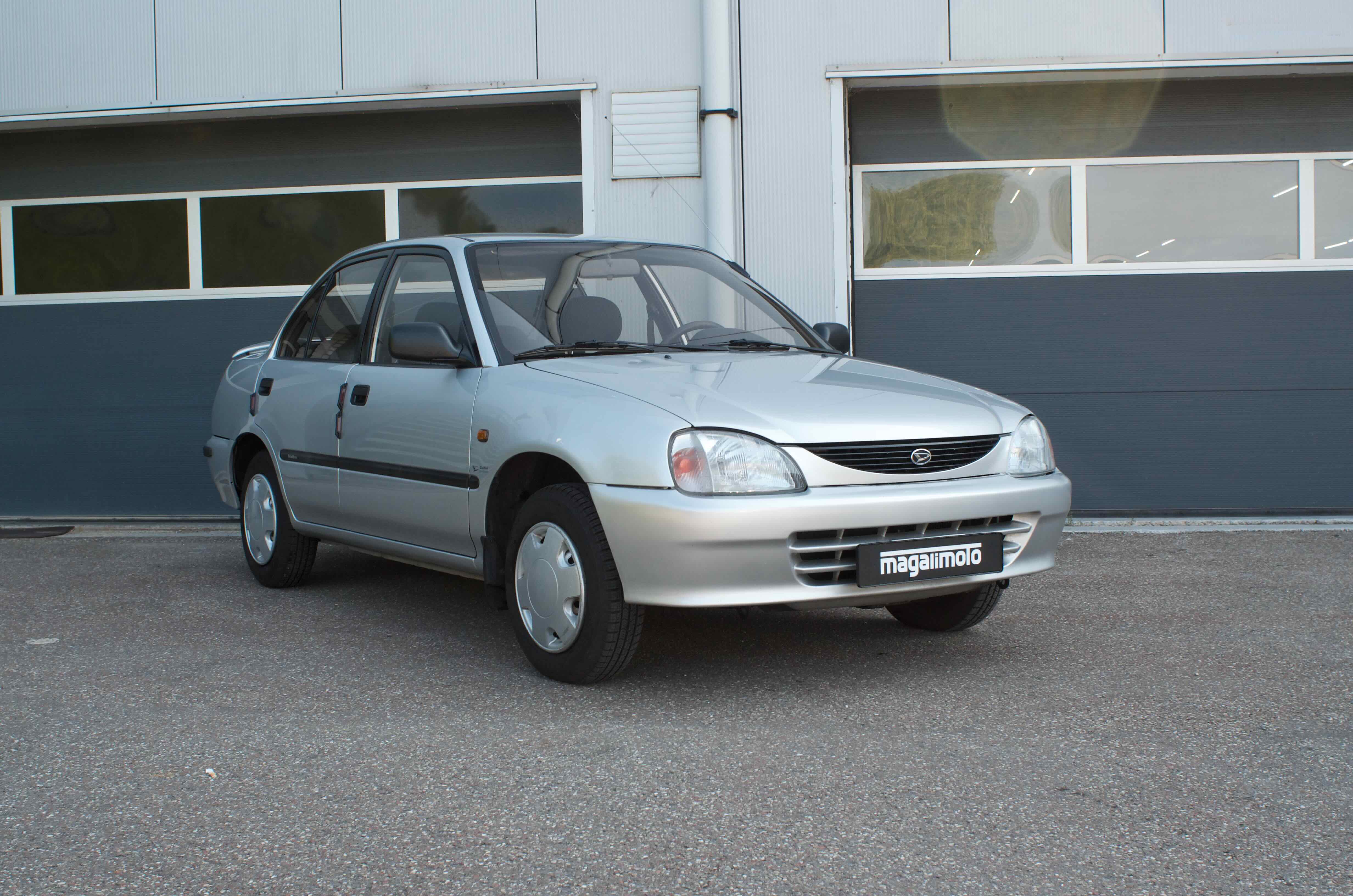 Daihatsu Valera 1.5-16 SXi