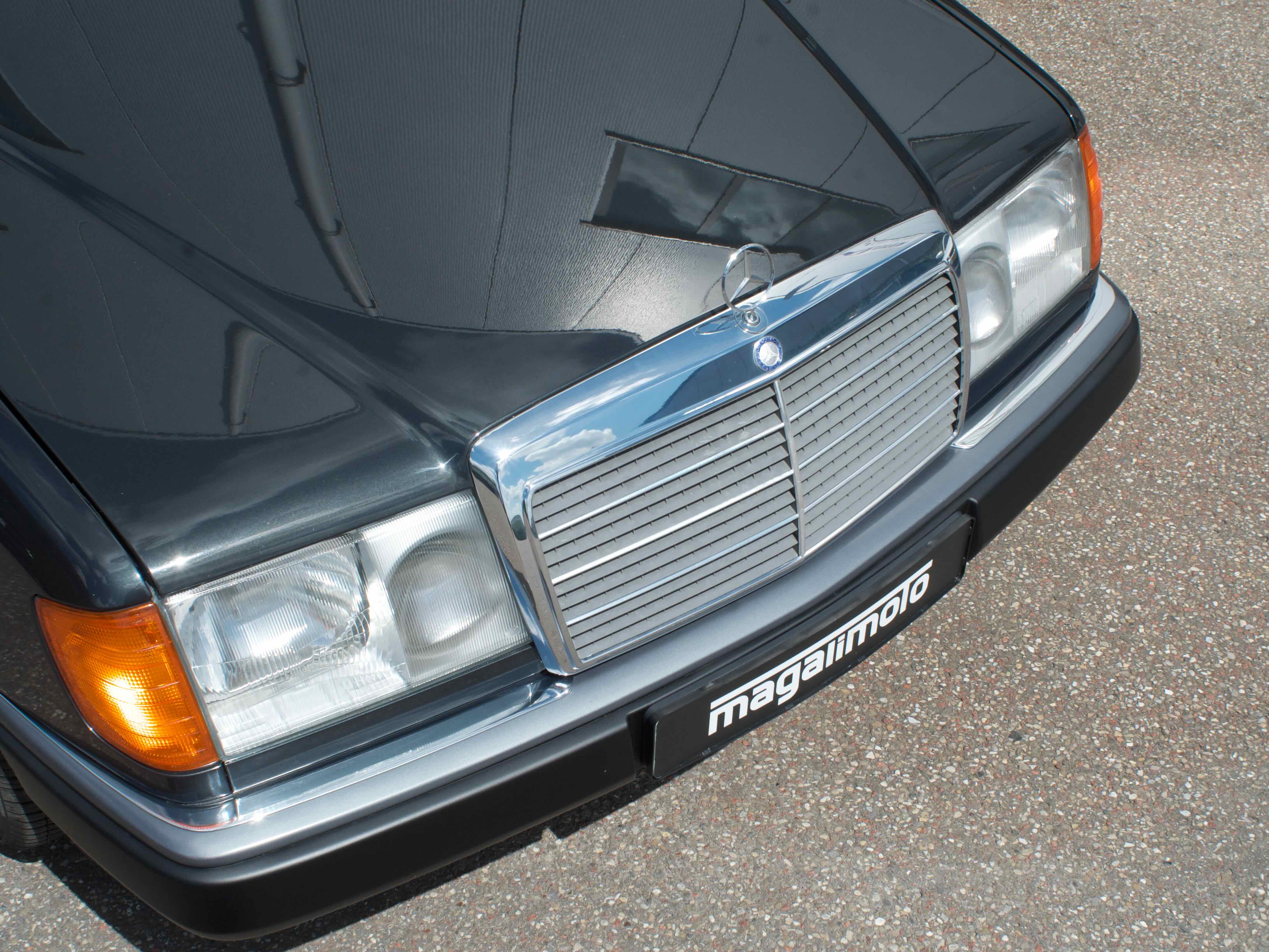 Mercedes Benz C124 320CE - 1993