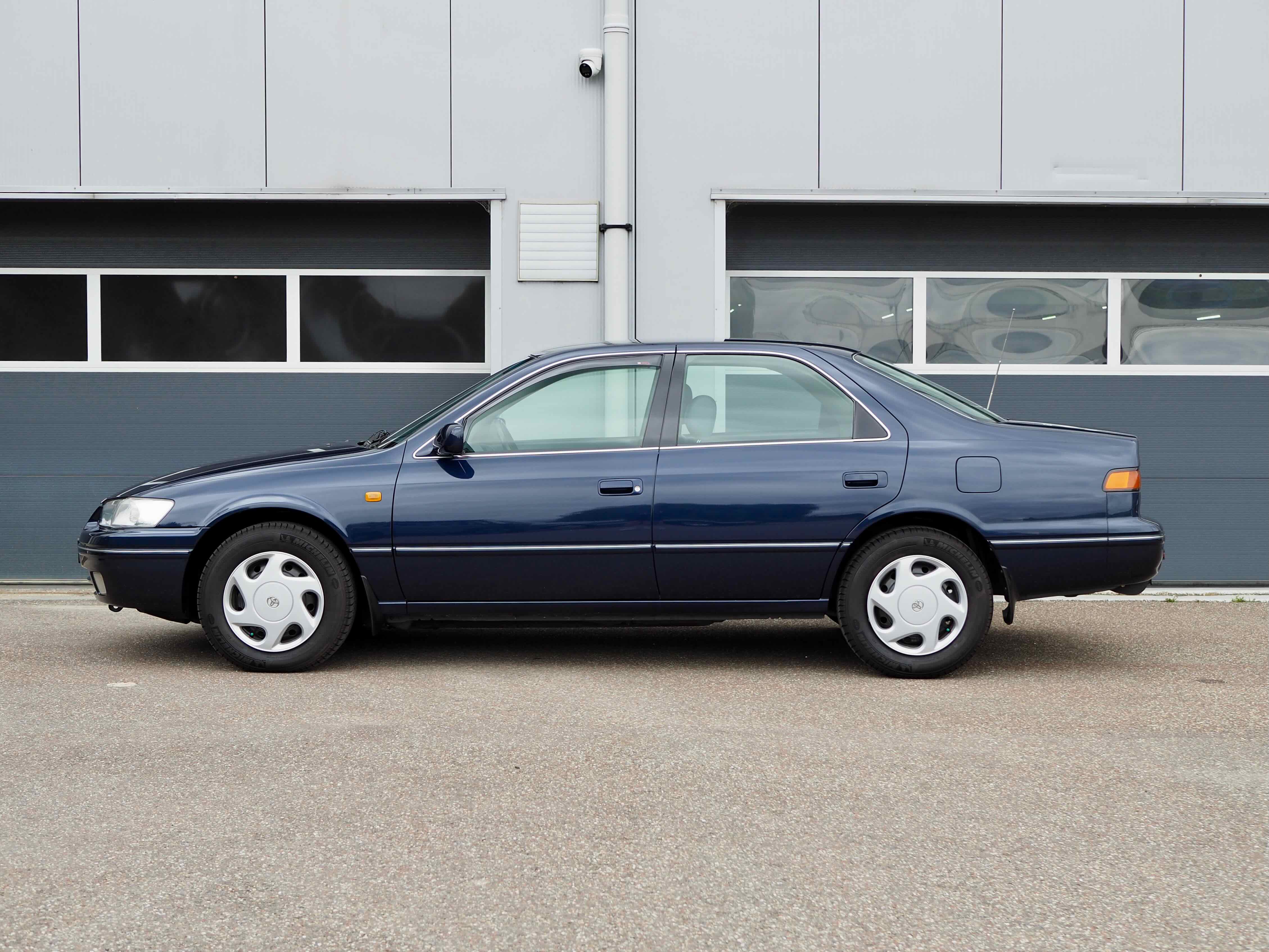 Toyota Camry 2.2 - 1998