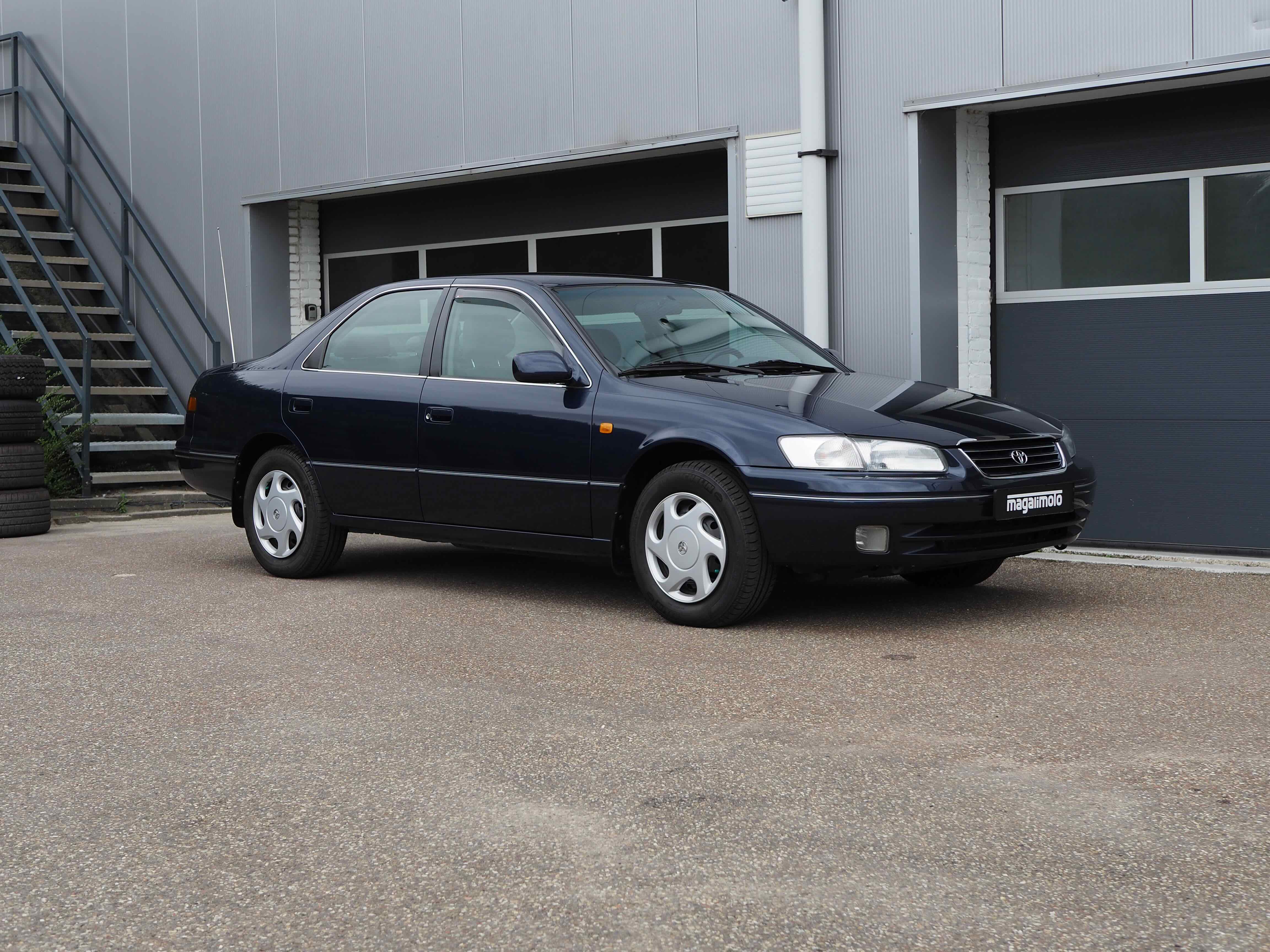 Toyota Camry 2.2 - 1998