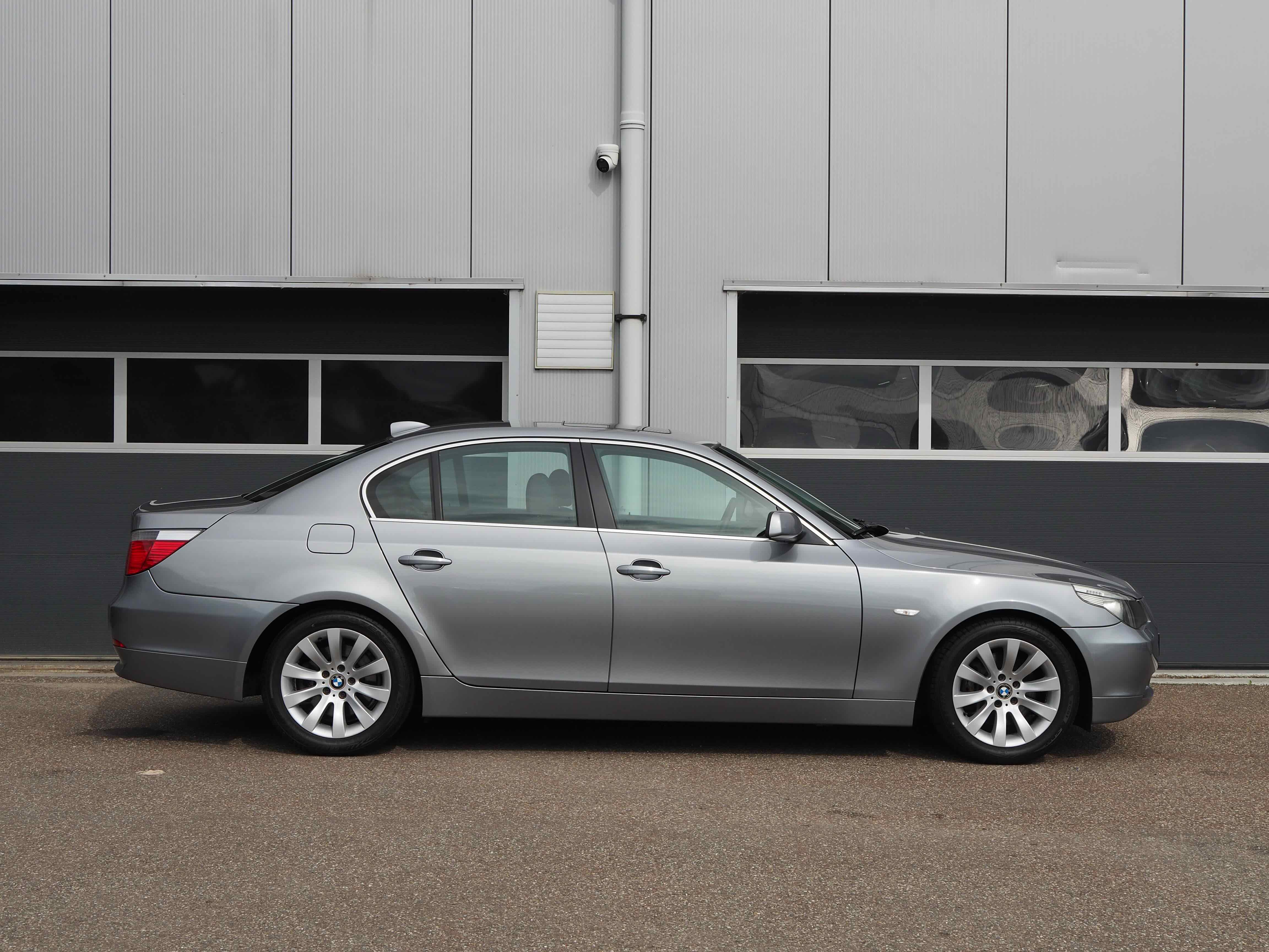 BMW E60 530i