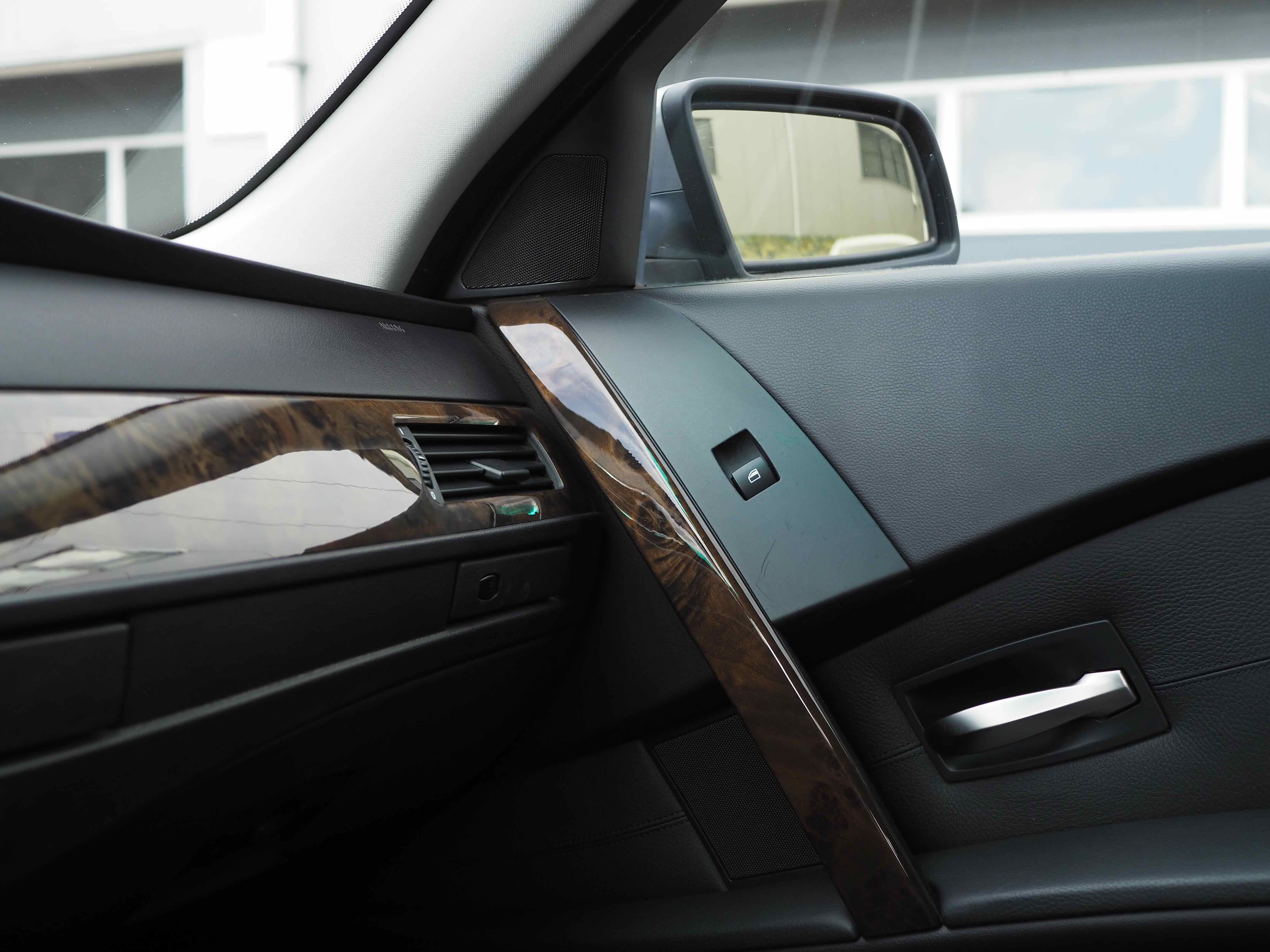 BMW E60 530i