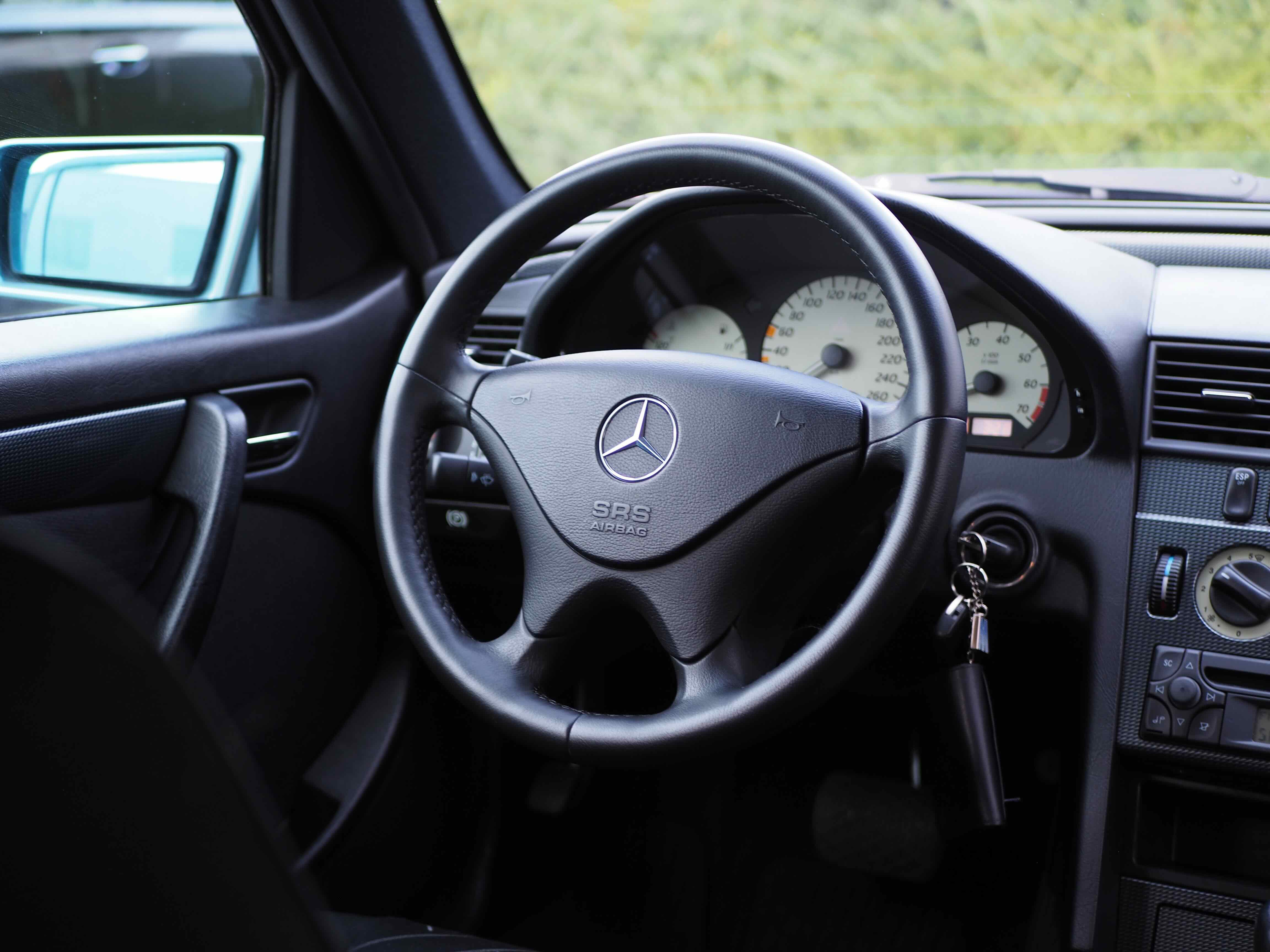 Mercedes Benz S202