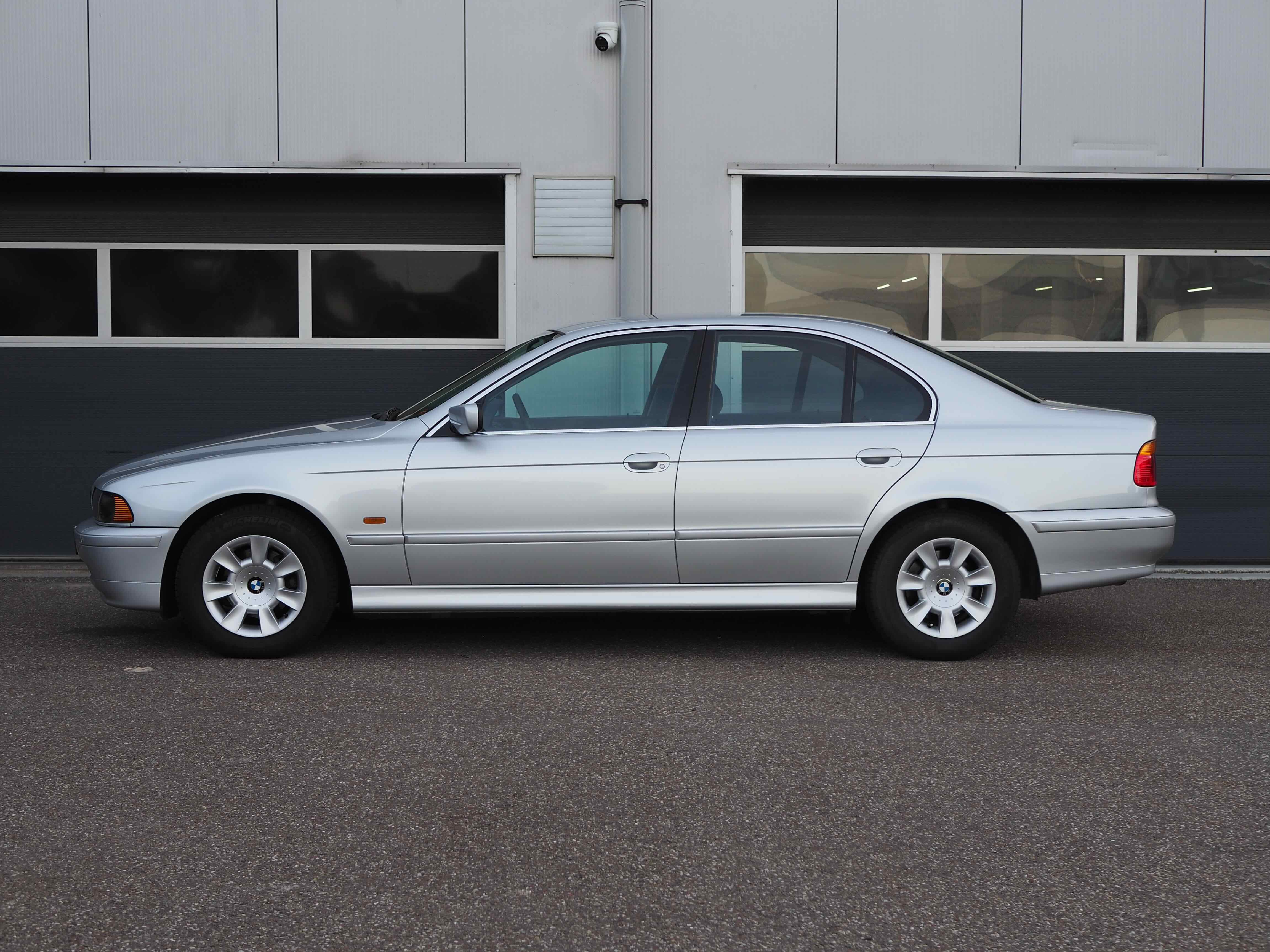 e39 520i lci