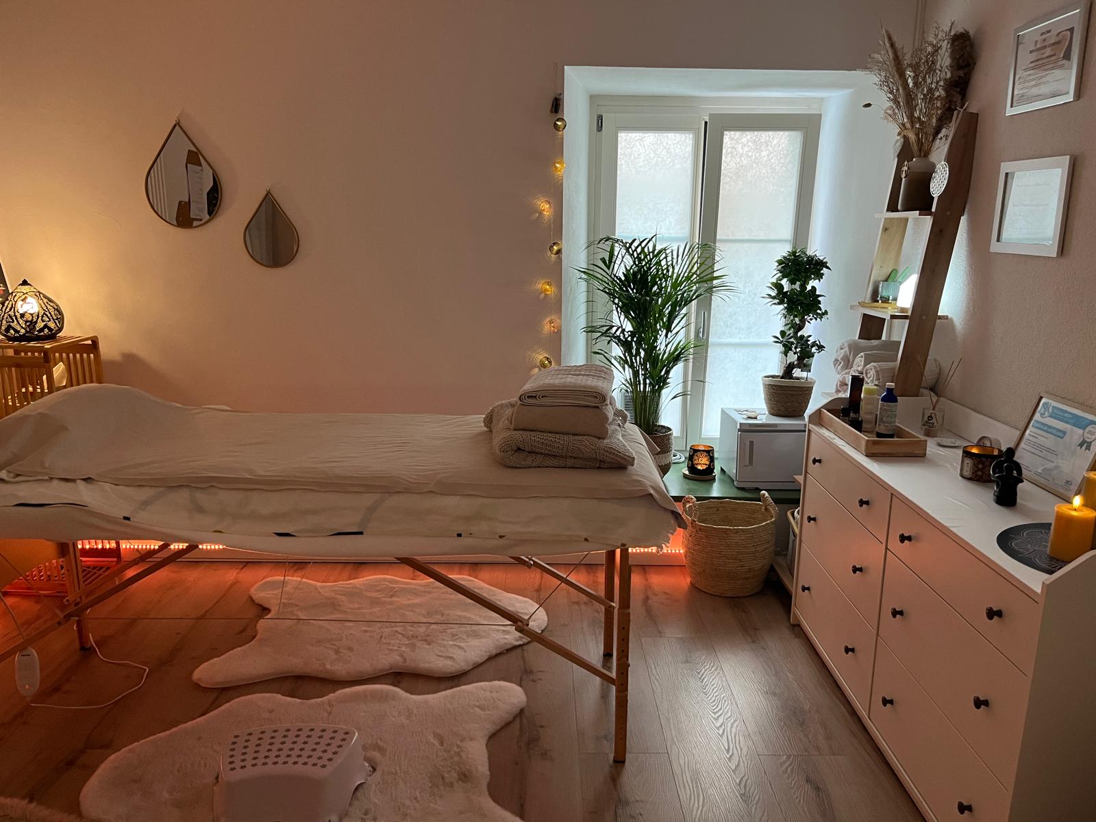 Cabinet_vevey_annenoorman_massage