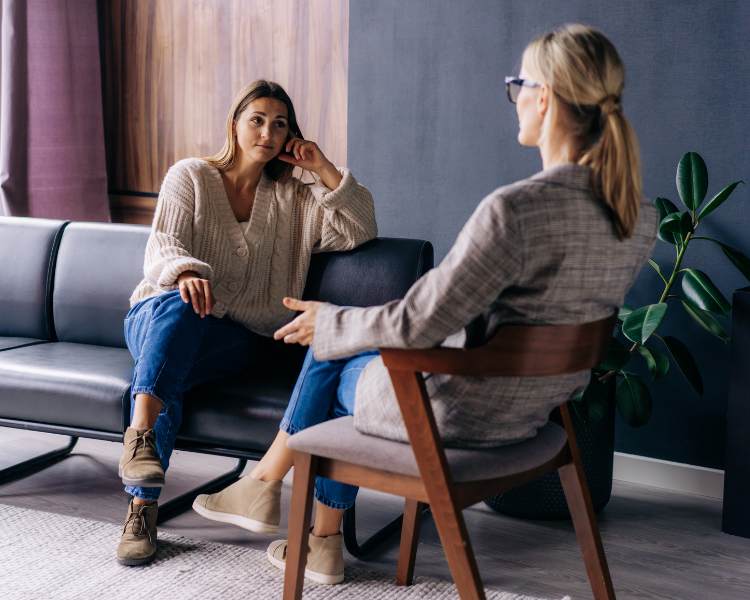 women meeting with a professional