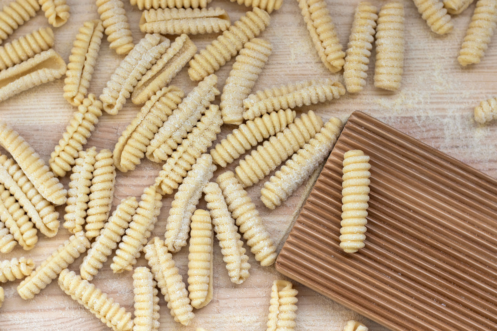 Semolina Pastas: Rustic Italian Fresh Pasta Techniques