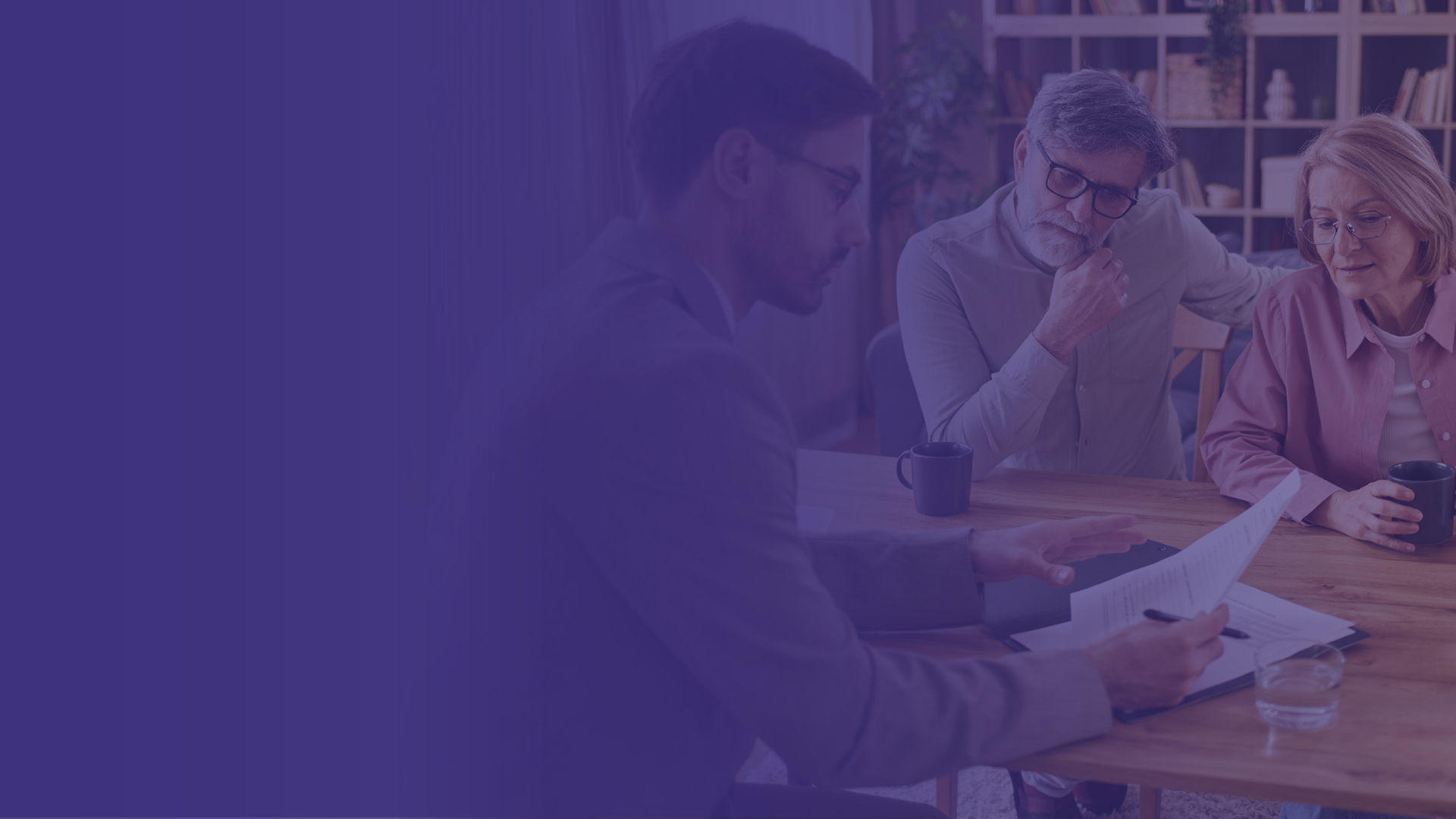 Adviser numbers fall to two-decade low