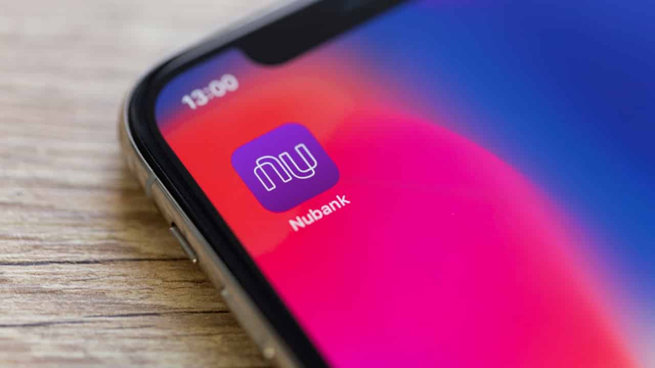 Nubank prepara seguro para smartphones