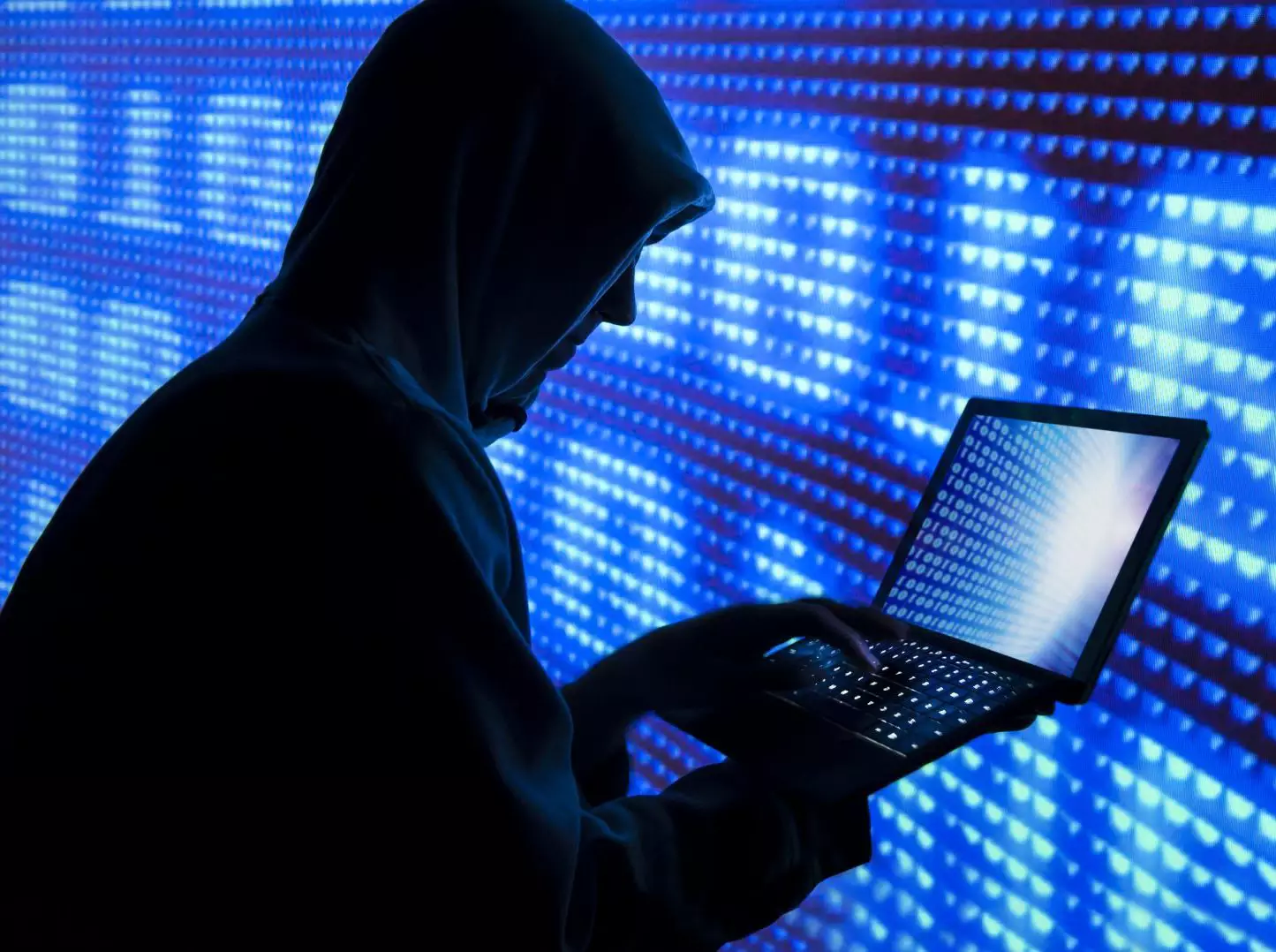 Ataque hacker e recuperação de R$ 5,5 milhões em cripto reforçam urgência da cibersegurança no mercado de seguros
