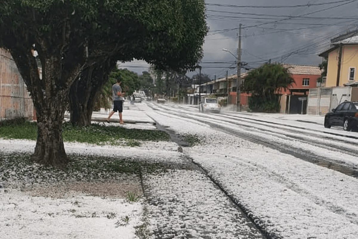 Granizo no Paraná deixa prejuízos e alimenta o debate sobre a falta de adesão ao seguro residencial