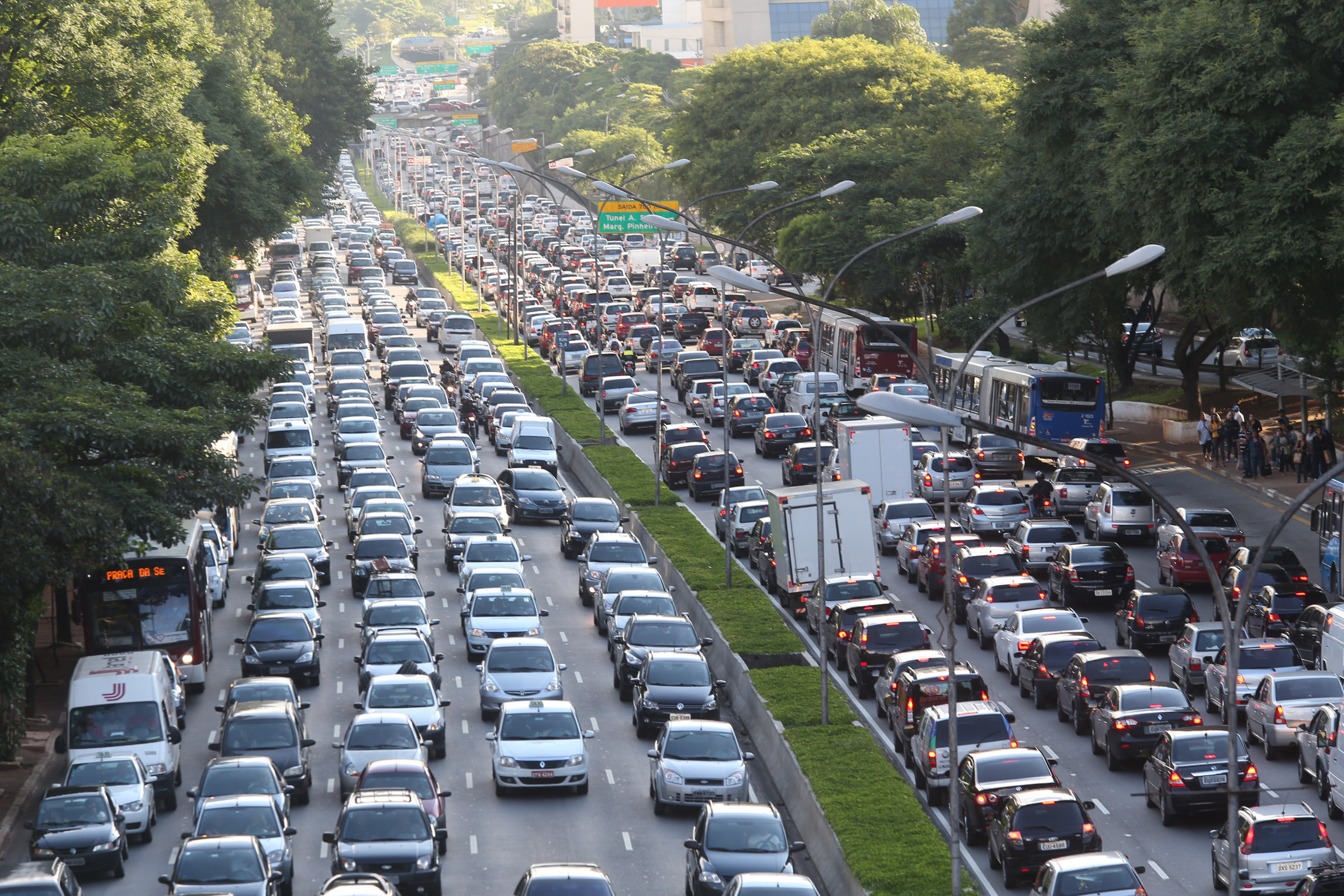 Proposta de 30 km/h nas cidades pode mudar o cálculo do seguro auto