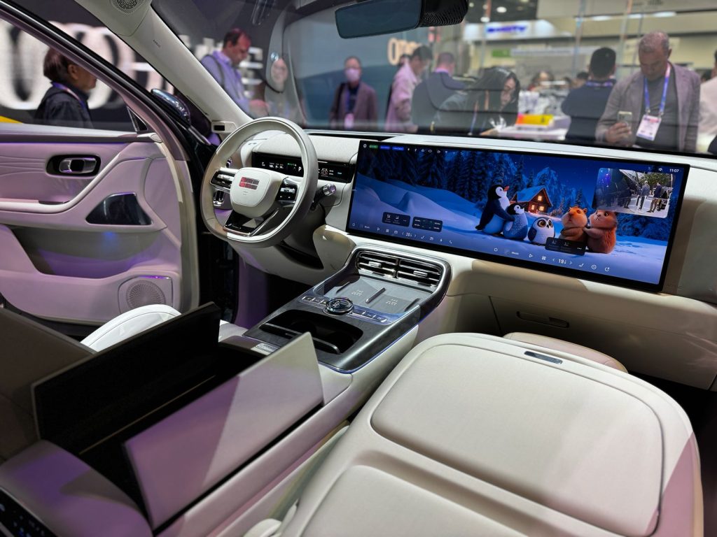 UE certifica tecnologia de direção assistida da Geely, fomentando a segurança veicular no mercado europeu: como esse modelo reverbera nos seguros?