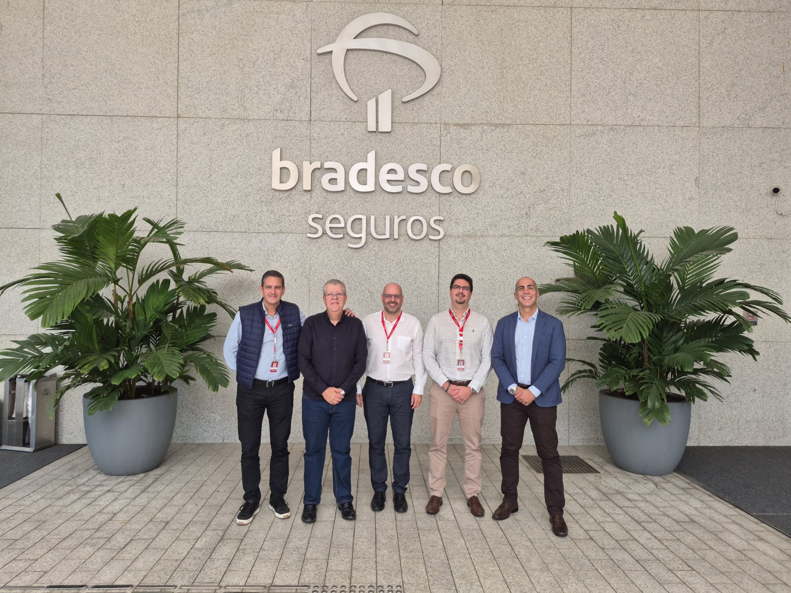 Bradesco Seguros recebe representantes do Sindirepa em agenda voltada à qualificação das oficinas referenciadas