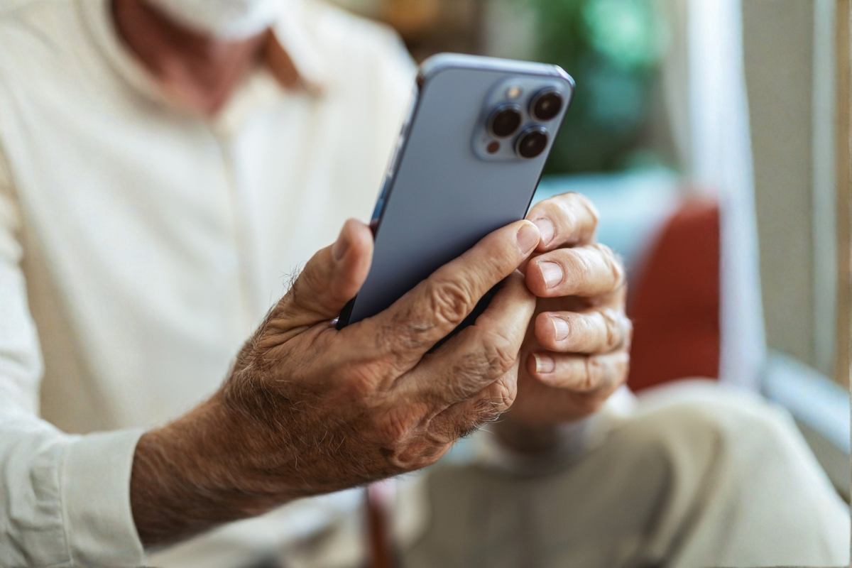 Vida digital brasileira alcança 90,5% da população e abre um novo território de riscos para o mercado segurador