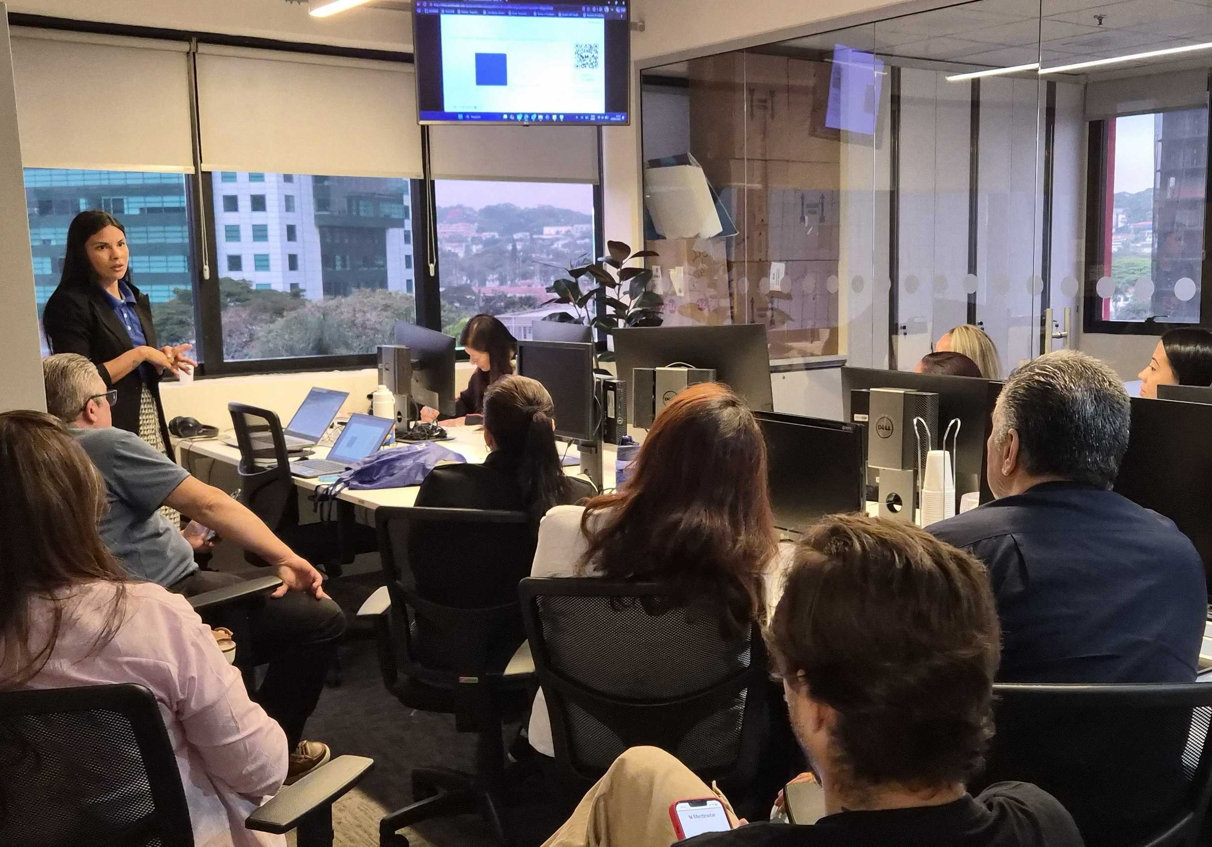 SUTHUB e Seguros SURA promovem treinamento conjunto para fortalecer a operação comercial do Seguro Mobilidade no Grupo MDS