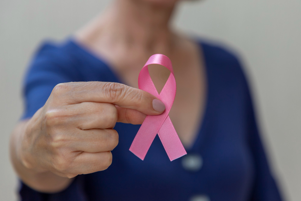 Outubro Rosa: como novas tecnologias podem mudar a prevenção e os seguros de saúde