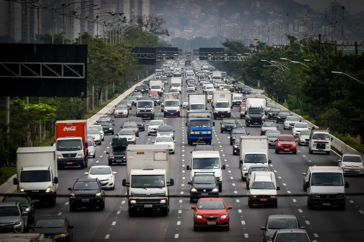 Roubo de veículos pressiona o seguro auto e desafia o cálculo de risco no Brasil