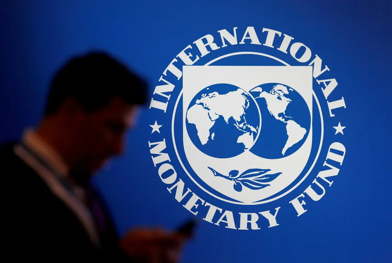 FMI destaca avanço global em IA, mas reduz projeção de crescimento do Brasil em 2026: impactos para o mercado de seguros