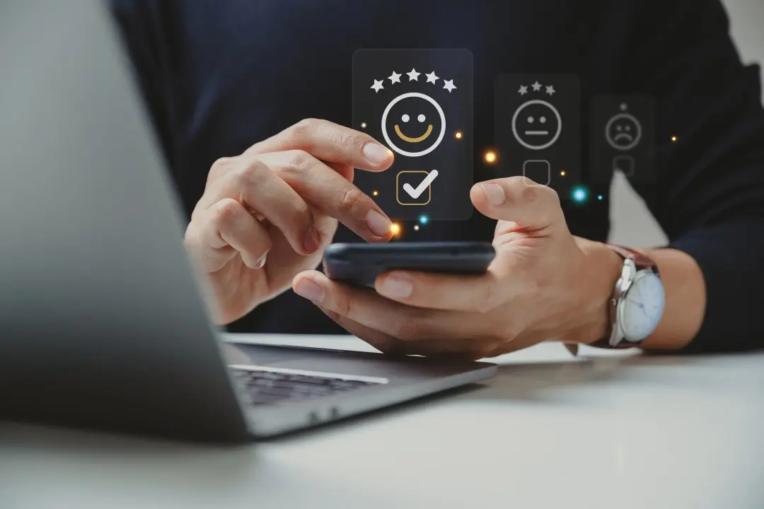 Como usar a IA para elevar a experiência do cliente no setor de seguros