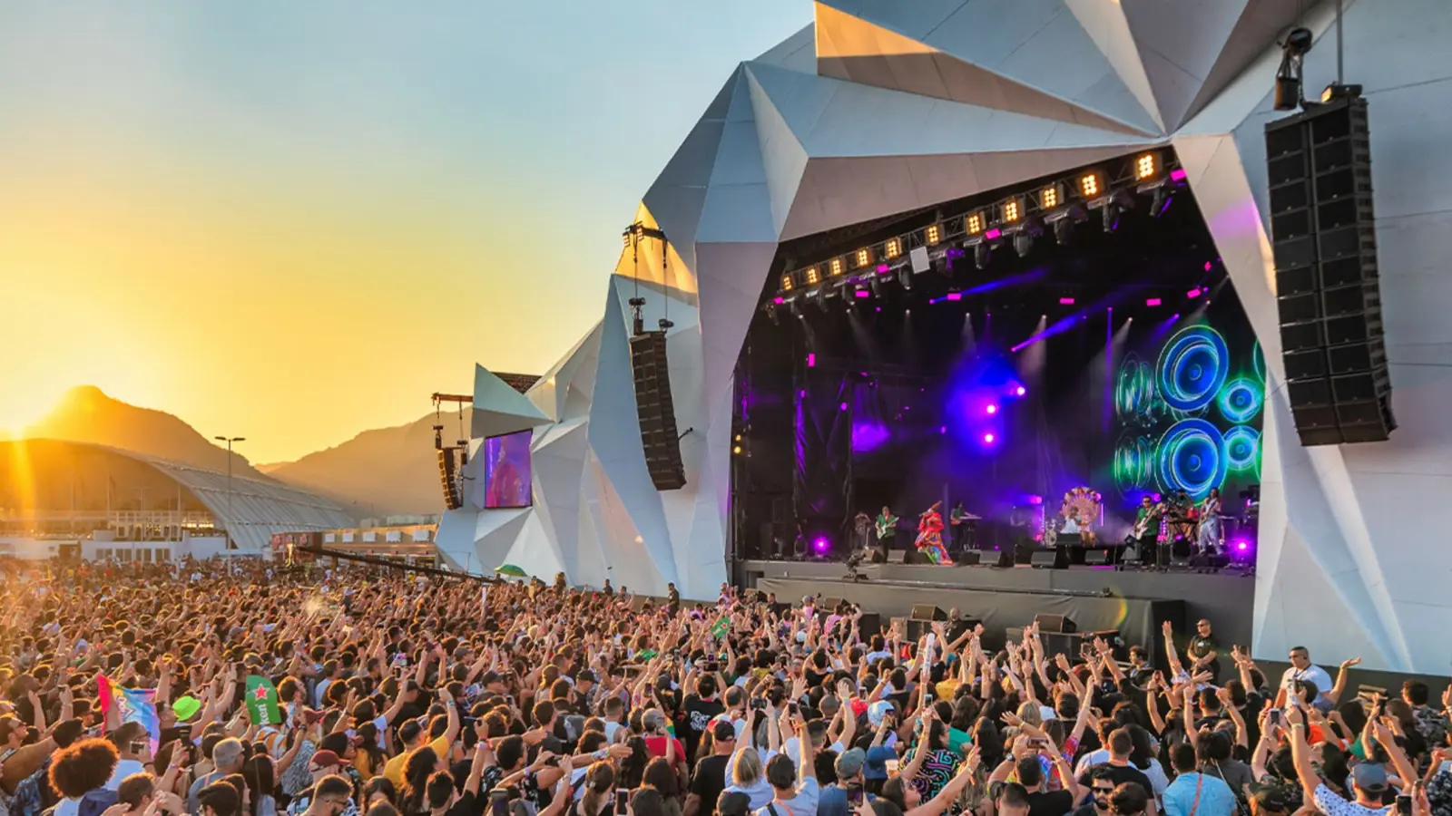 O papel das seguradoras na oferta de soluções para eventos que comportam multidões de espectadores