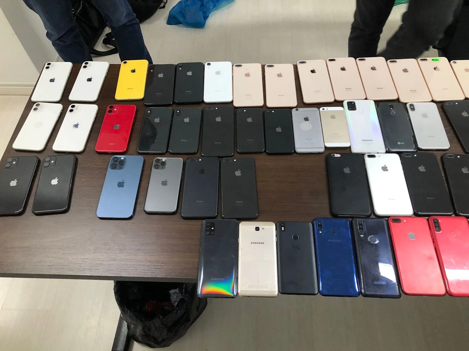 O que prevê o seguro para casos de celular roubado e recuperado após indenização 