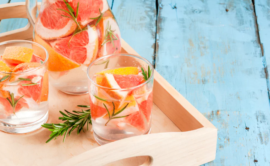 Grapefruit Rosemary Fizz