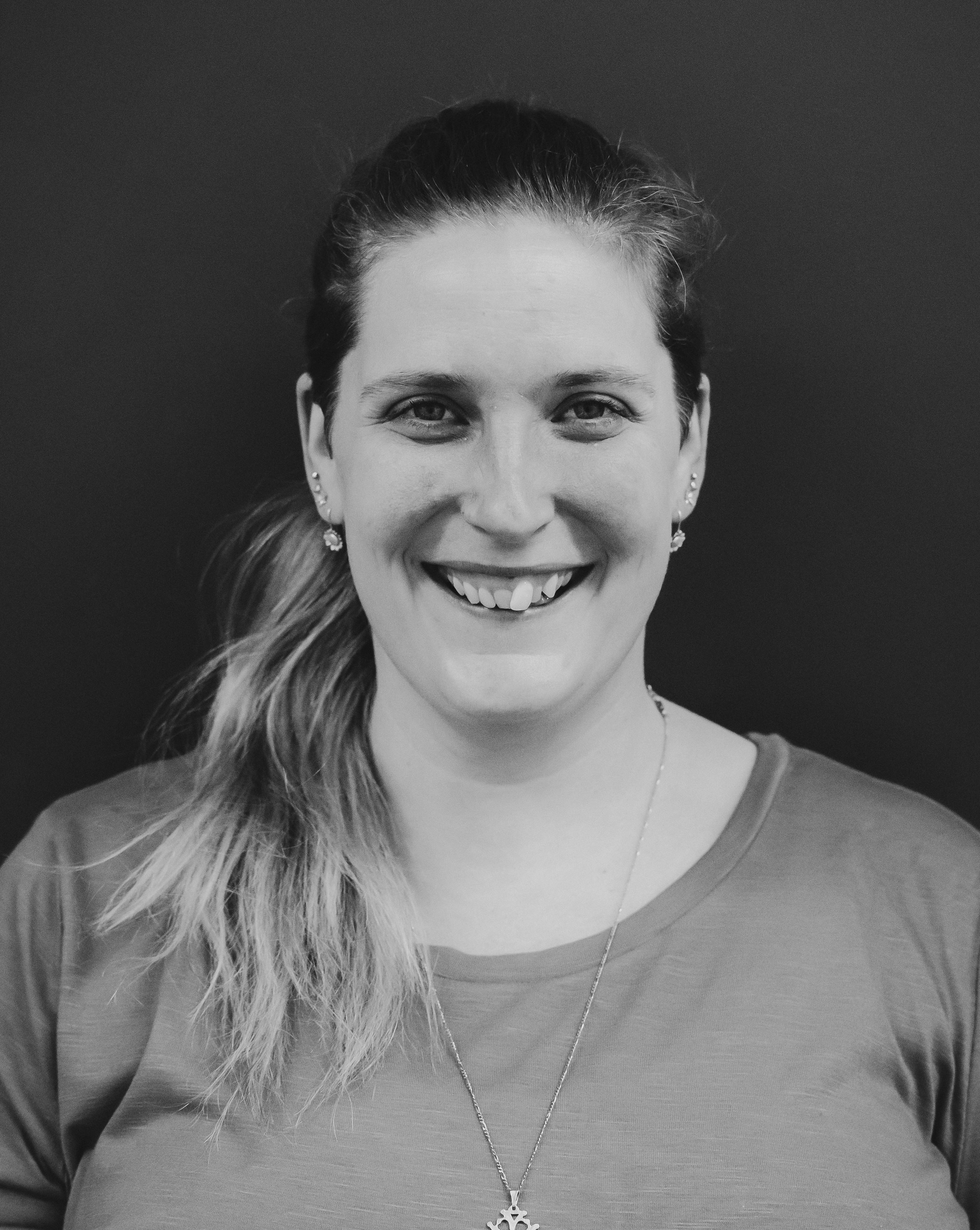 Headshot photo of Jessica Hof-Steel