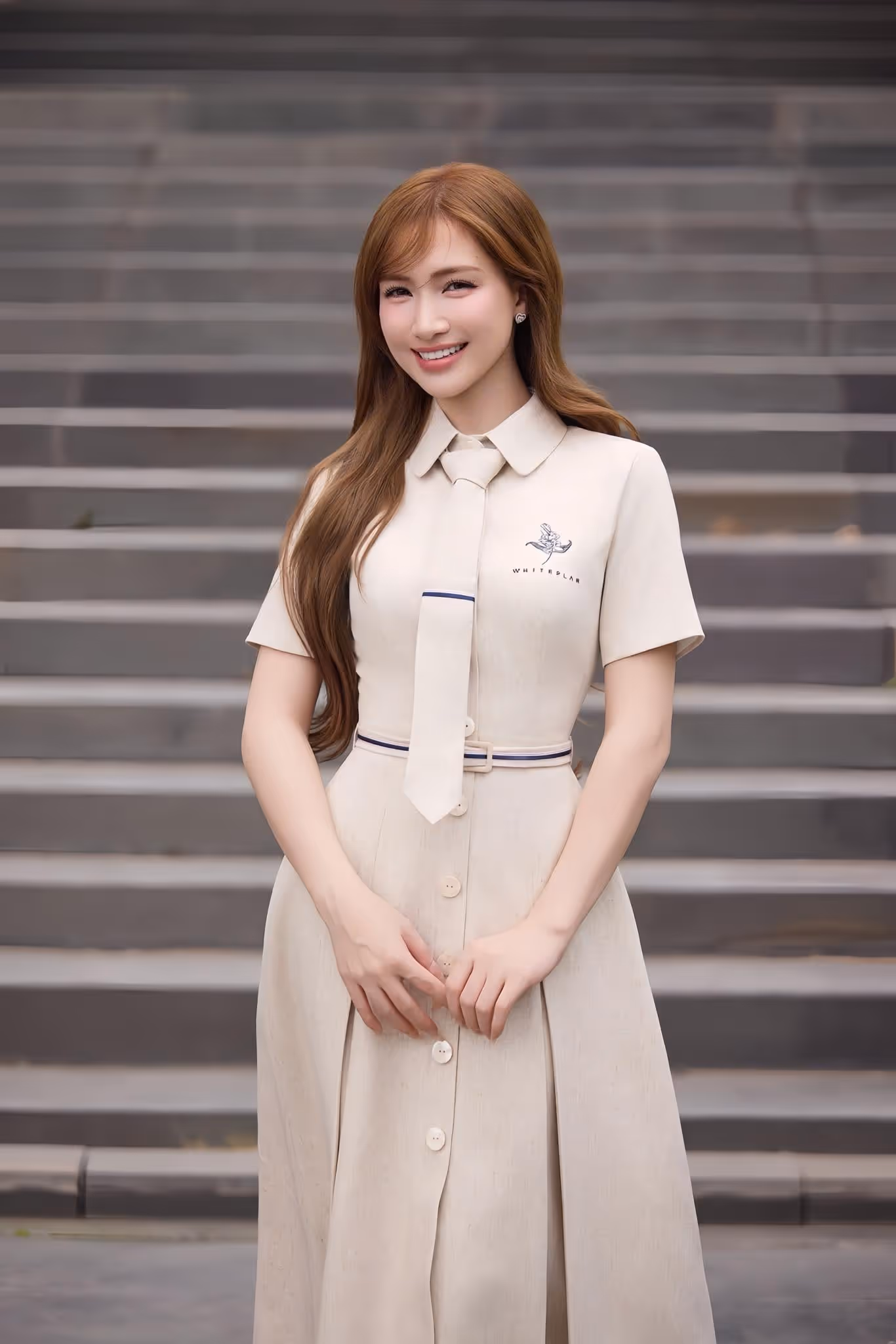 WHITE PLAN X HOÀ MINZY