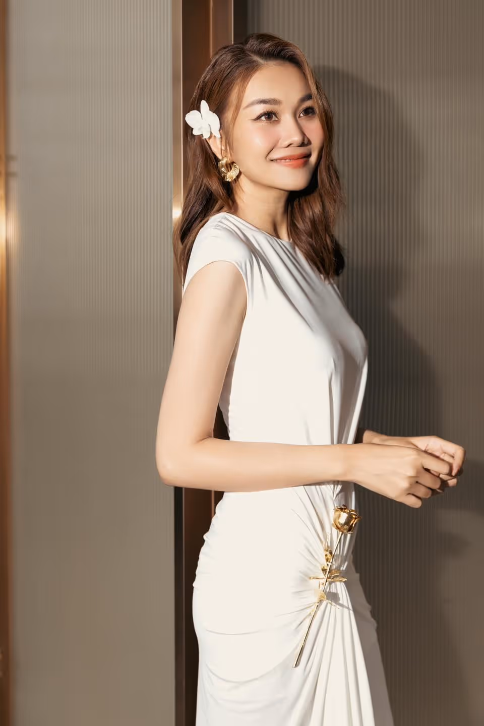 WHITE PLAN X THANH HẰNG