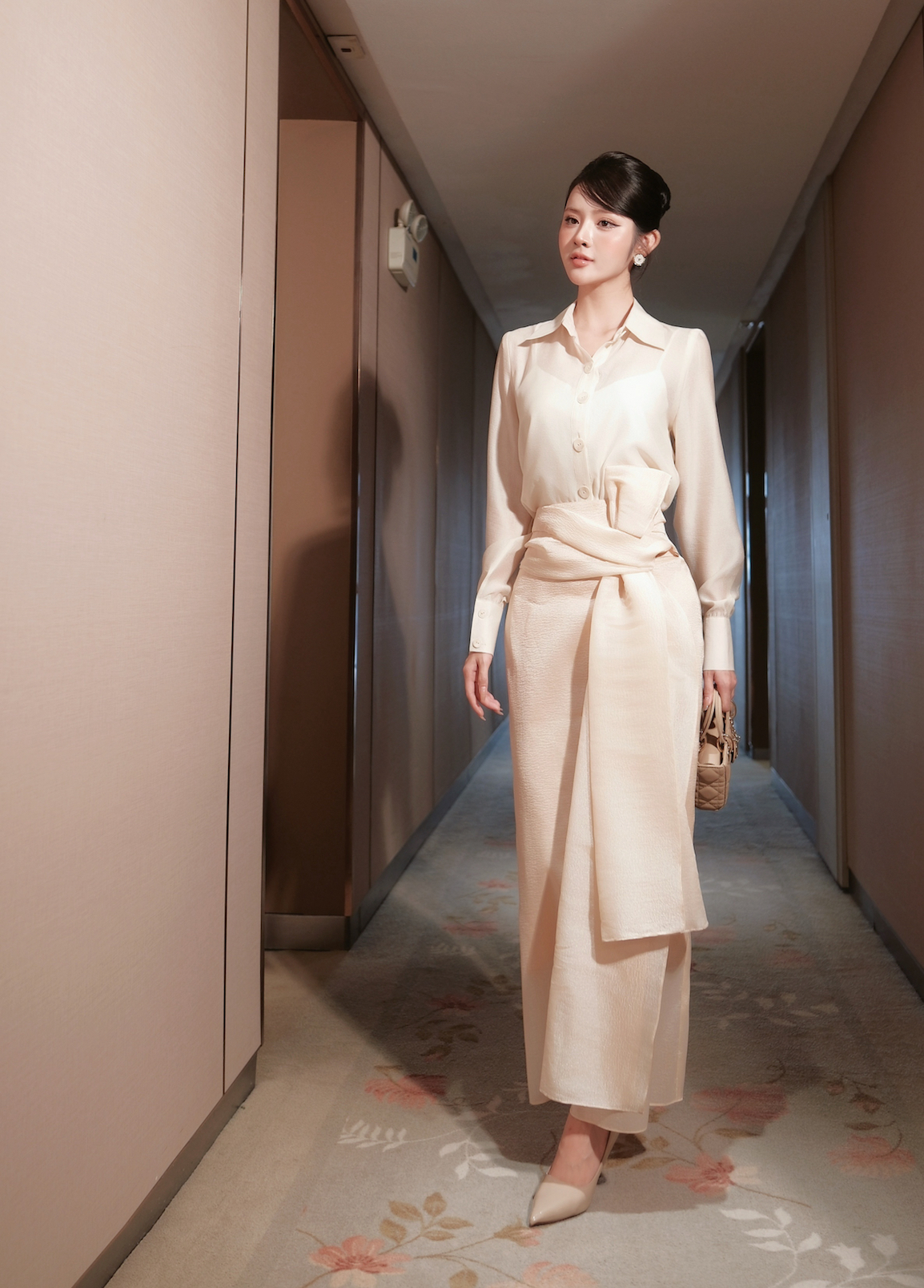 ALMOND SHIRT X SORA SKIRT