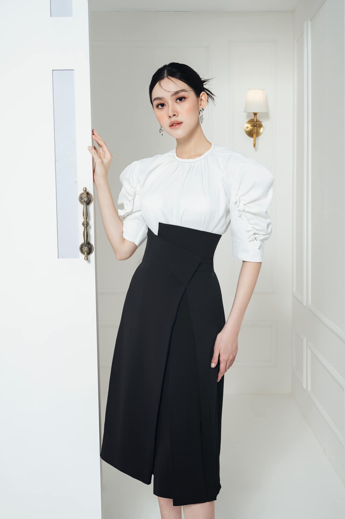 SET LOWA (TOP X SKIRT)