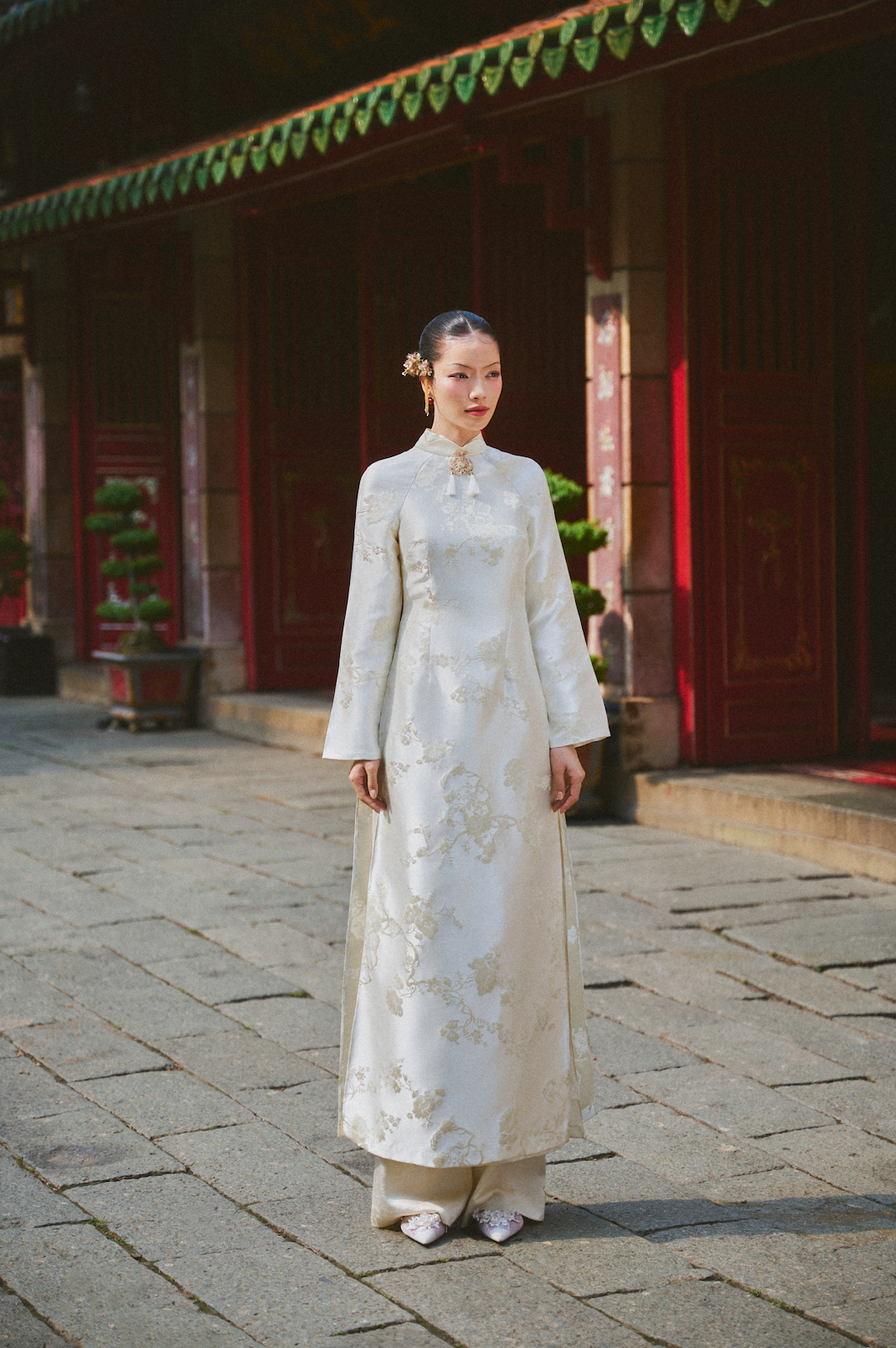 AODAI BẠCH NGỌC