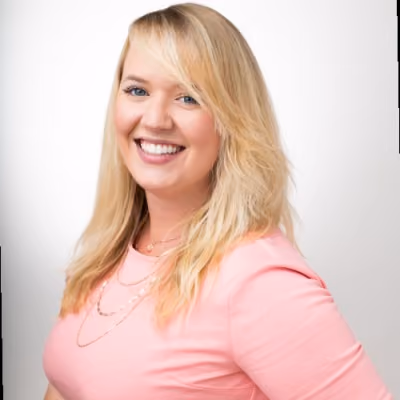 Headshot of Miranda Knudston