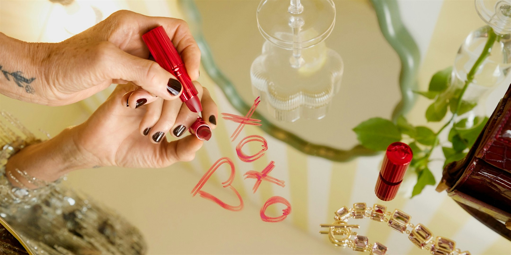 Perfecting The Smokey Eye with NARS